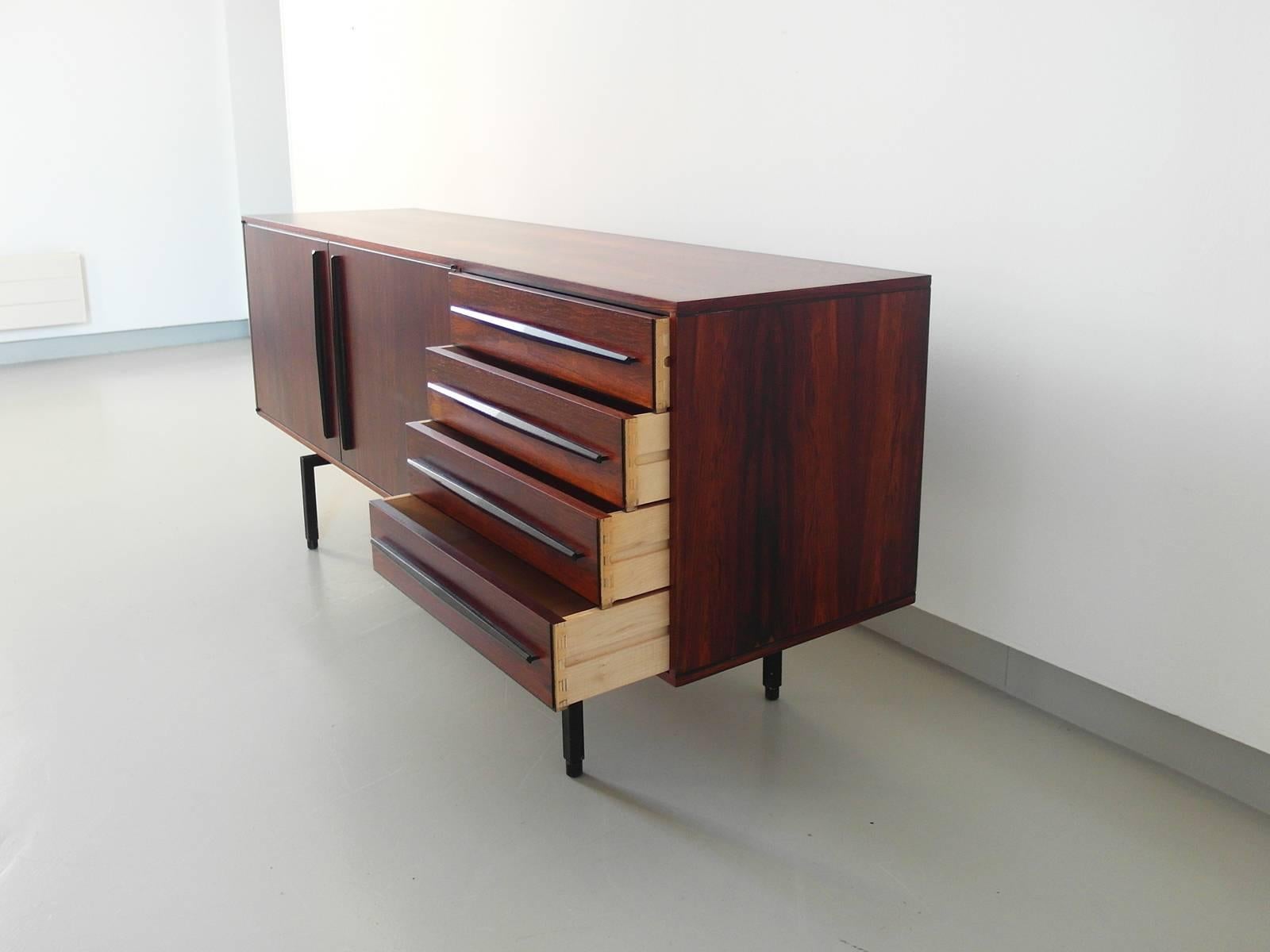 Stylish High Quality Mid-Century Modern Rosewood Sideboard, Italy, circa 1955 4