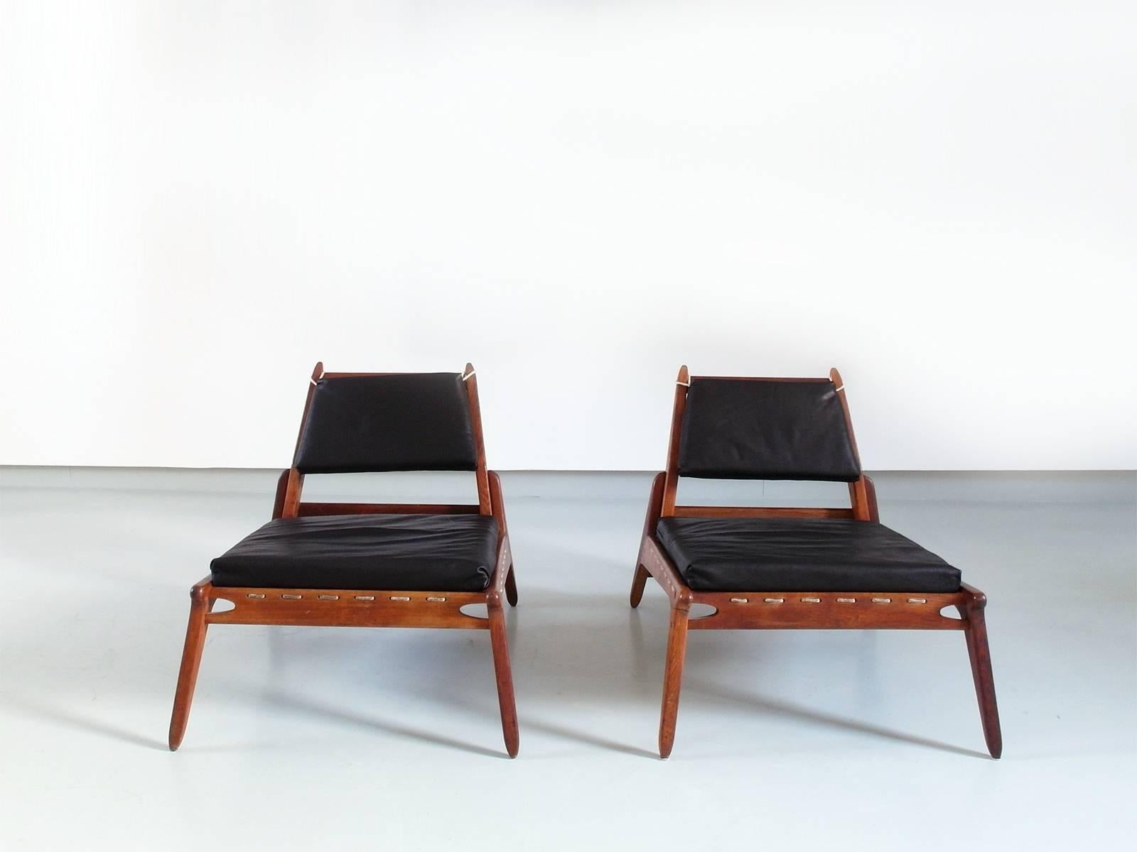 Sculptural Pair of Black Leather Hunting Chairs in Oak, Germany, 1950s 3