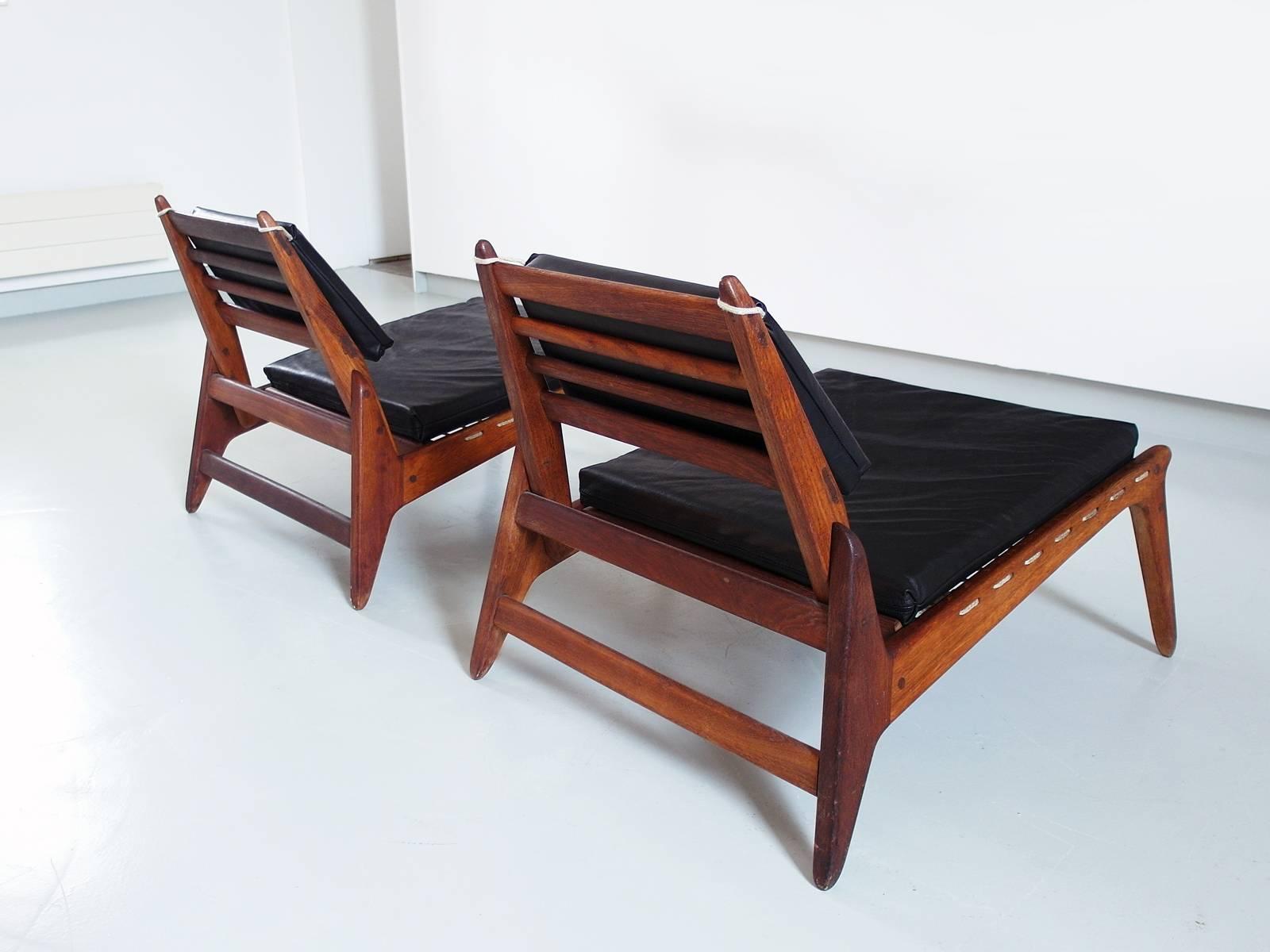 Sculptural Pair of Black Leather Hunting Chairs in Oak, Germany, 1950s 4