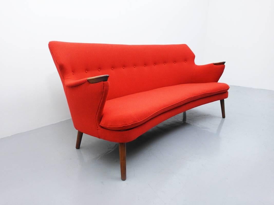 Mid-20th Century Danish Curved Back Sofa by Kurt Olsen for Slagelse Mobelvaerk, Denmark, 1954