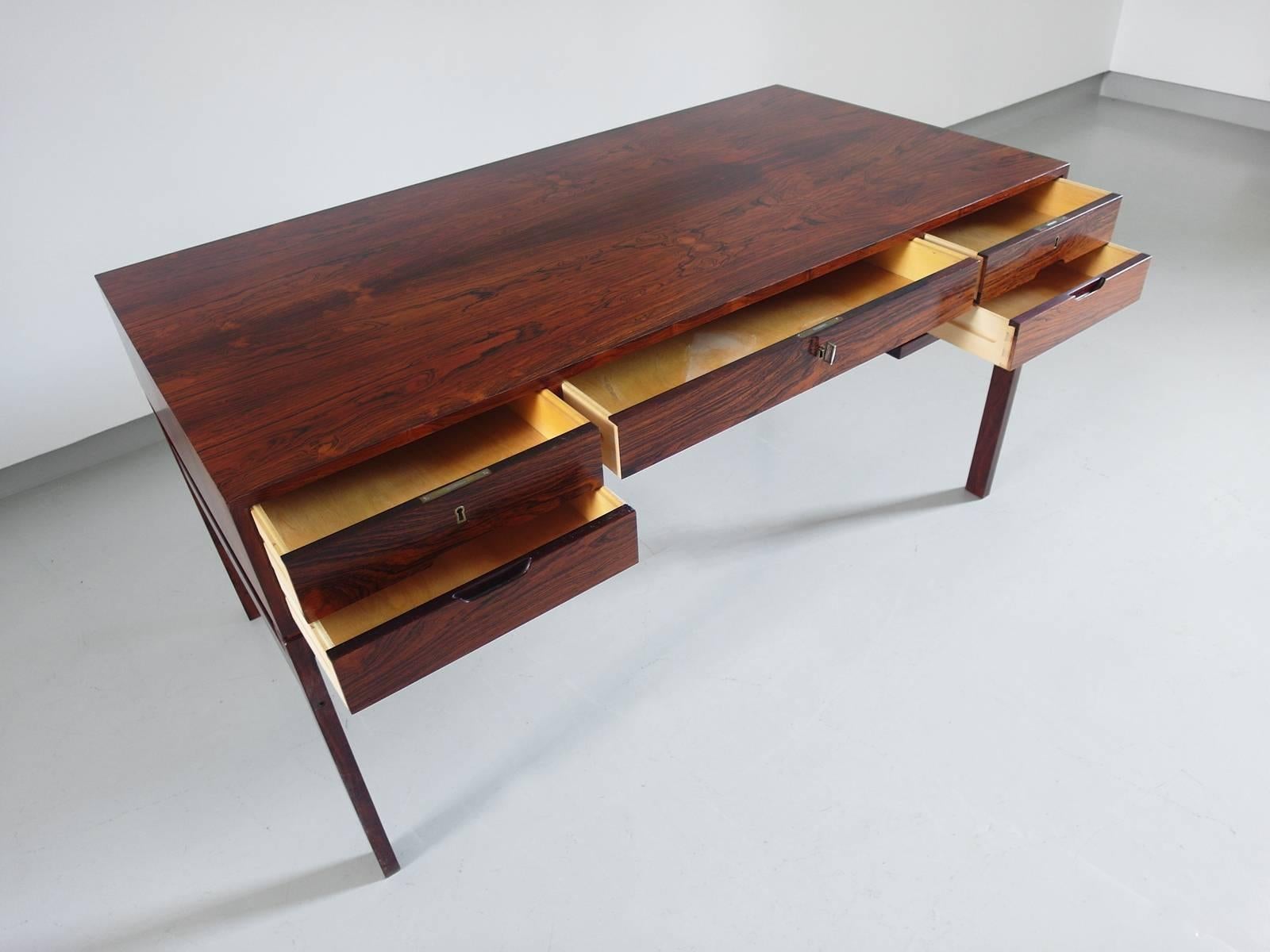 Arne Wahl Iversen Rosewood Desk for Vinde Møbelfabrik, Denmark, 1950s 1