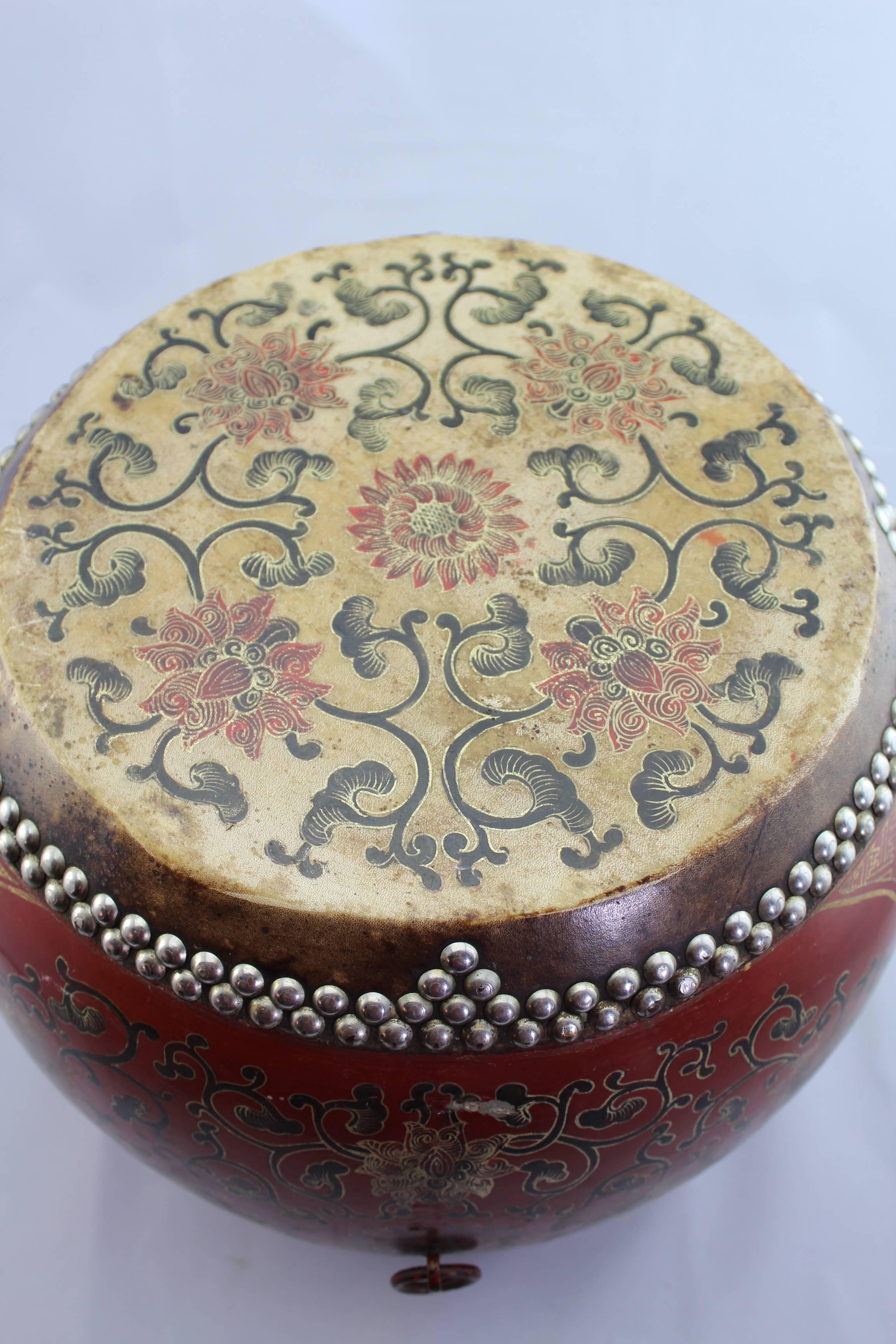 Mid-19th Century Chinese Qing Dynasty Lacquered Ceremonial Drum with Snare