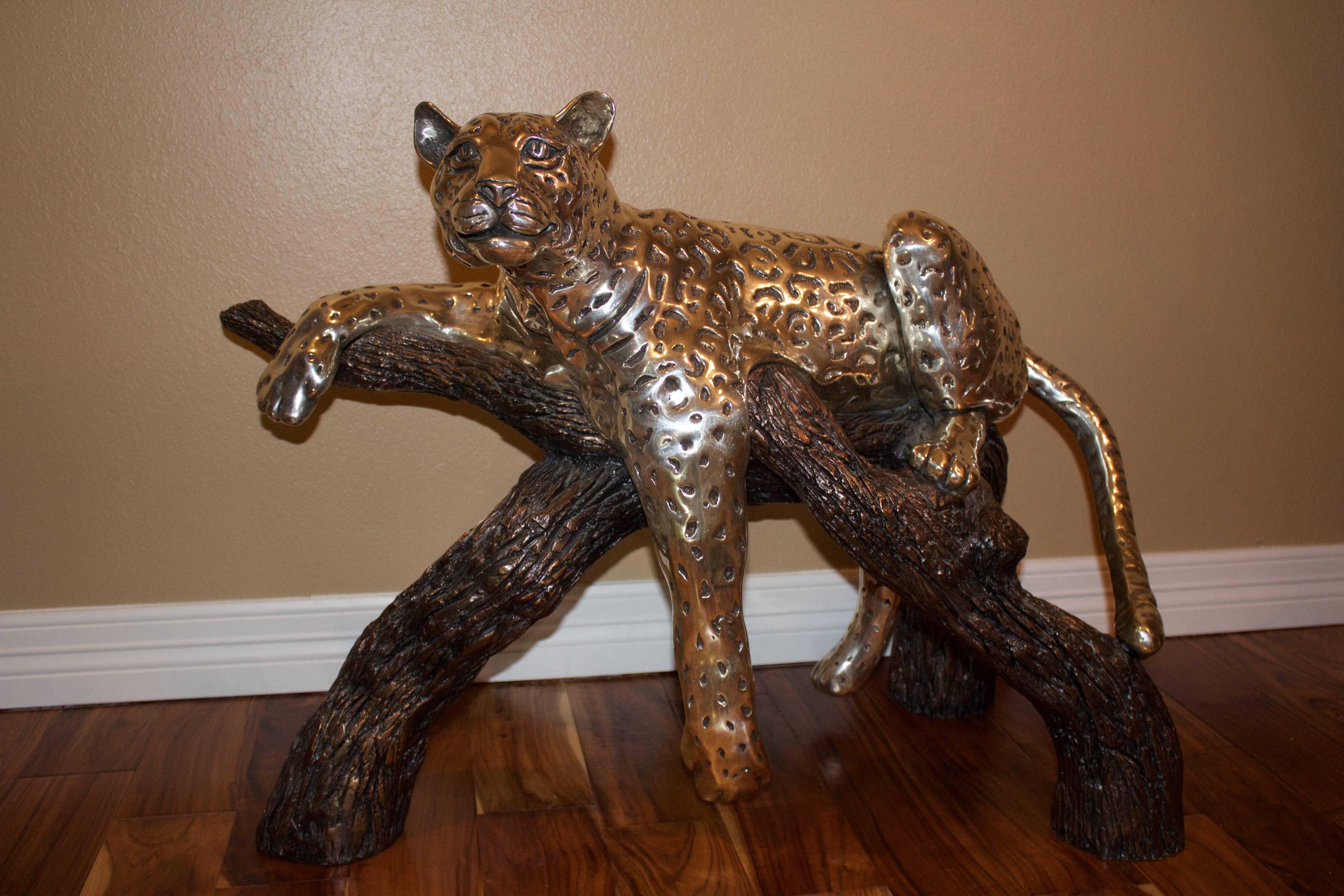 silver leopard statue