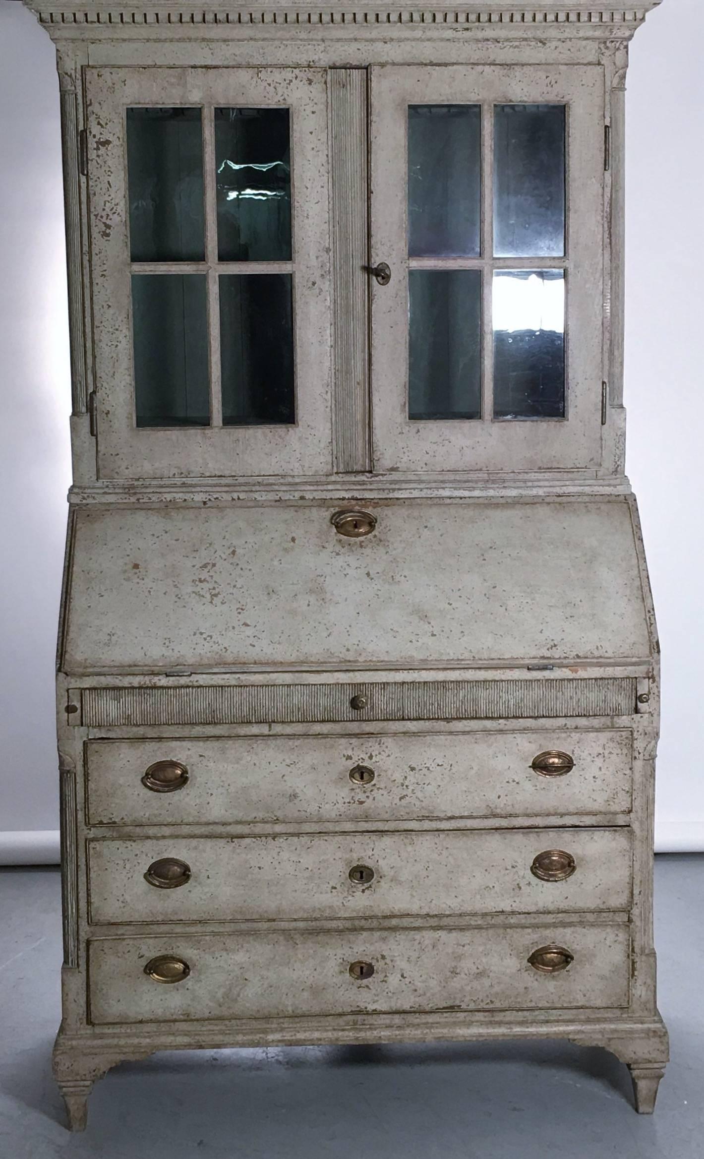 Hand-Crafted 19th Century Swedish Gustavian Secretary Cabinet Buffet Vitrine