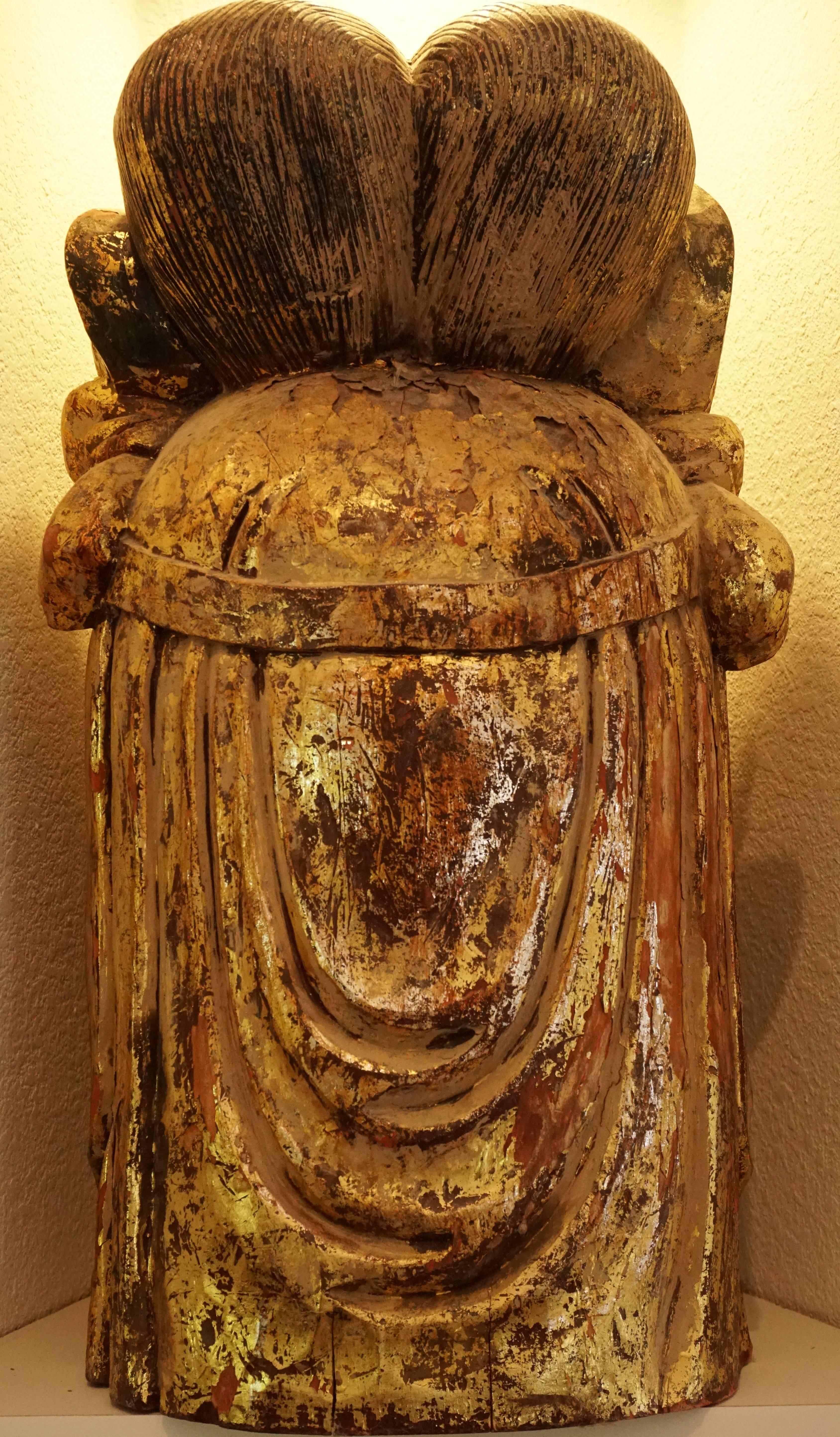 wood buddha head