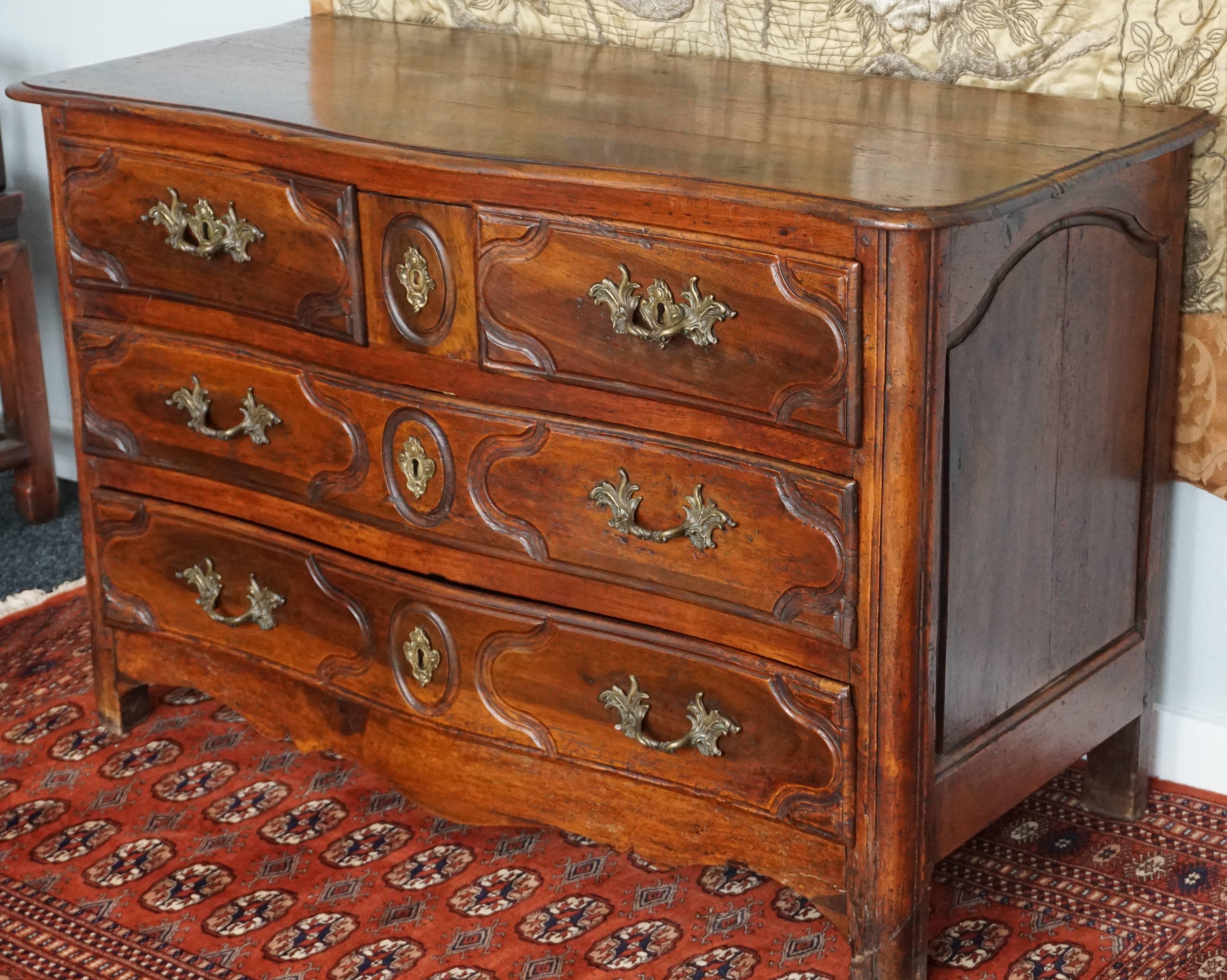 Hand-Carved French Louis XV 18th Century Walnut Commode Chest