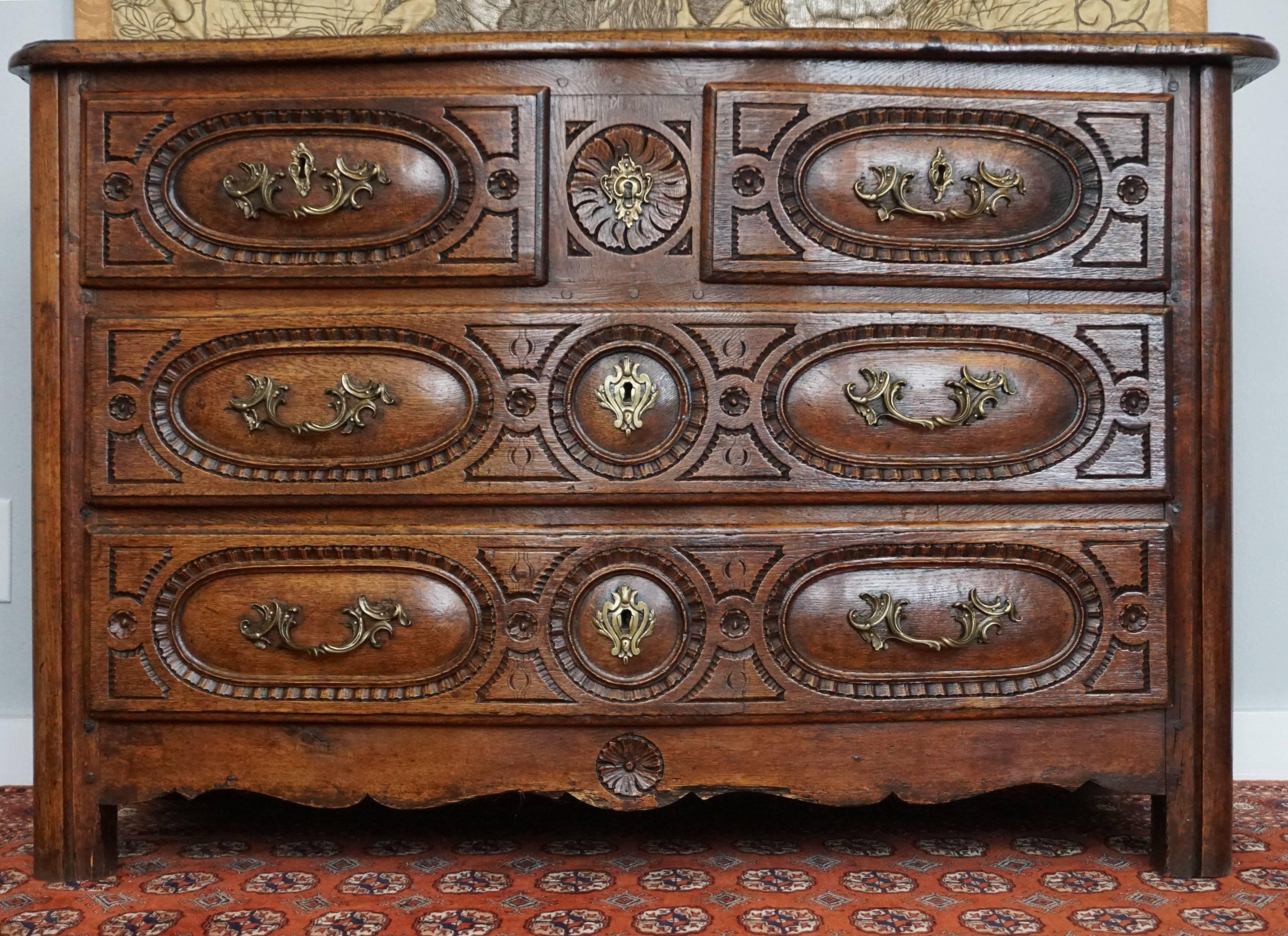 french commode chest