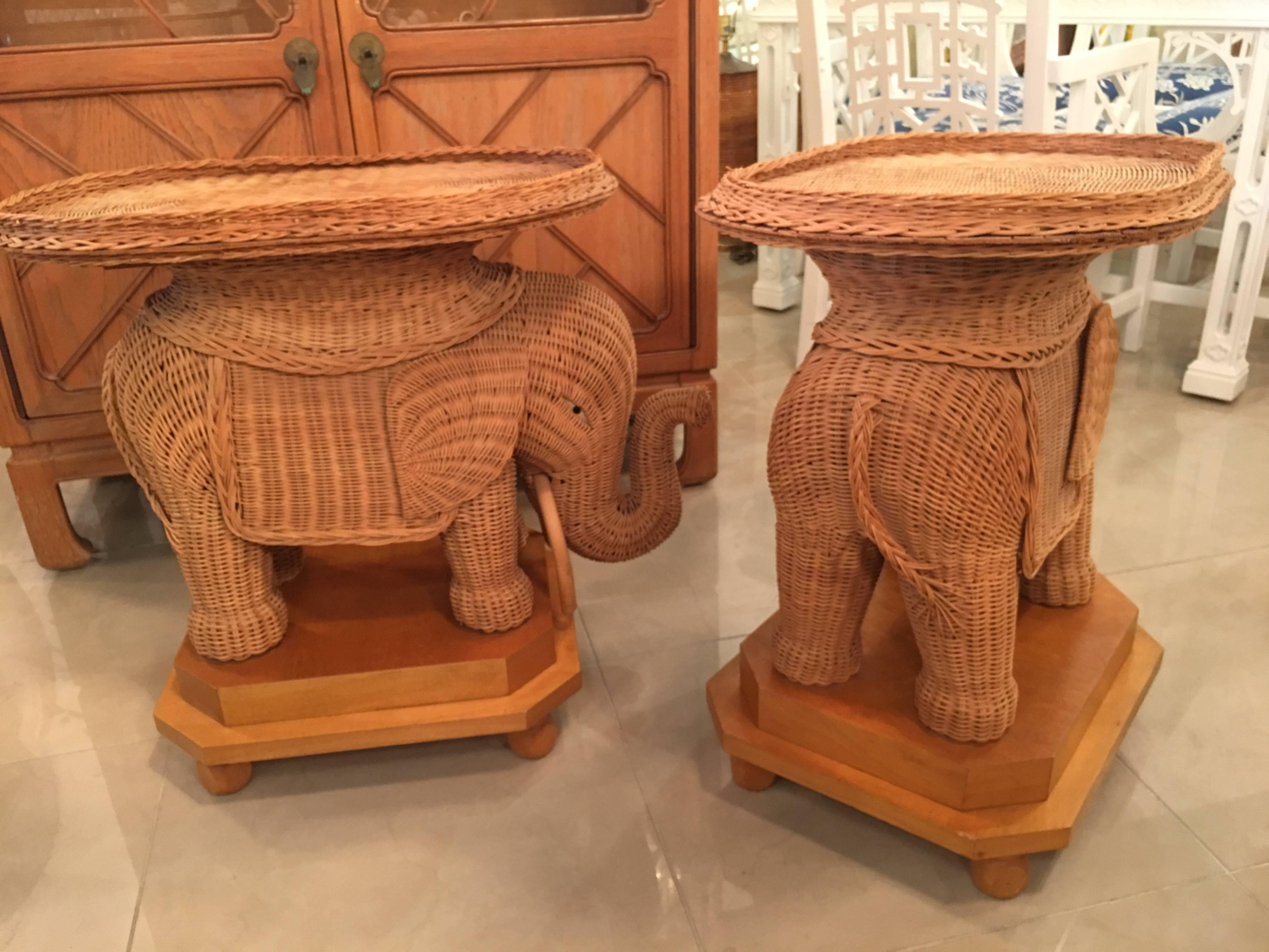 Pair of Wicker Elephant Garden Stool Stands End Side Tables Palm Beach In Good Condition In West Palm Beach, FL