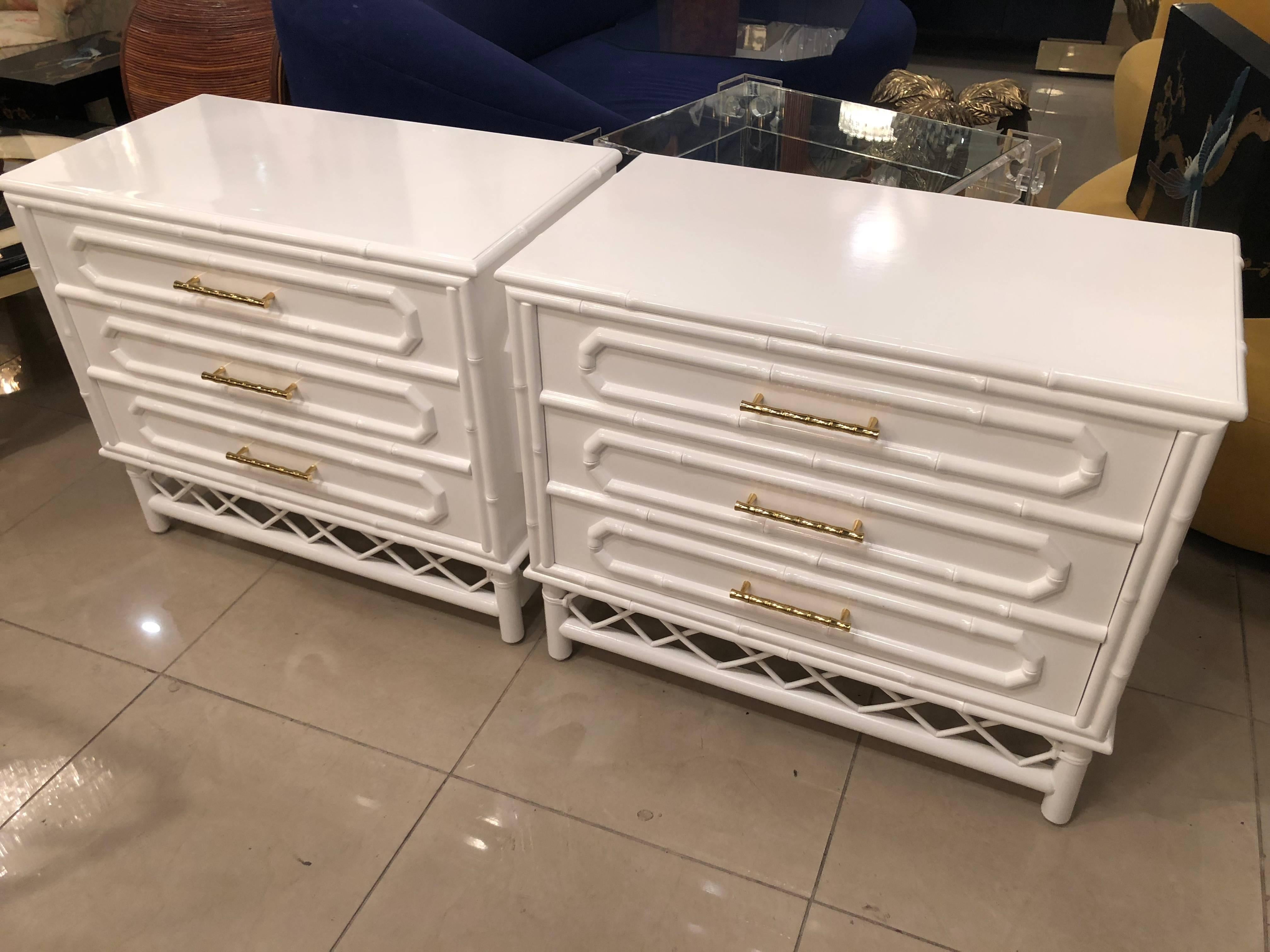 White Lacquered Pair Faux Bamboo Chests Nightstands Chinese Chippendale Brass 1