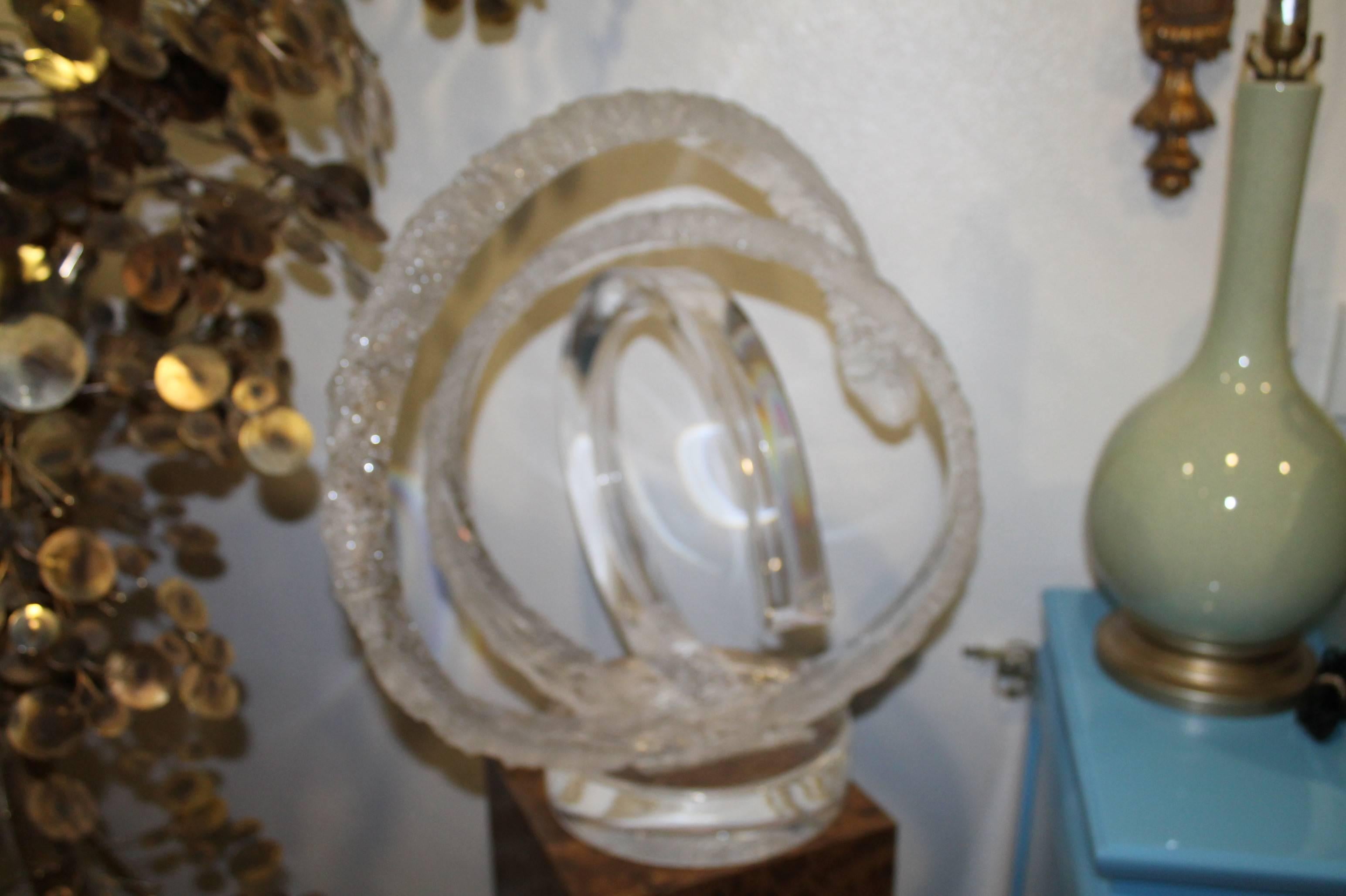 Vintage Hollywood Regency Freeform Lucite Sculpture Signed Van Teal Circular For Sale 2