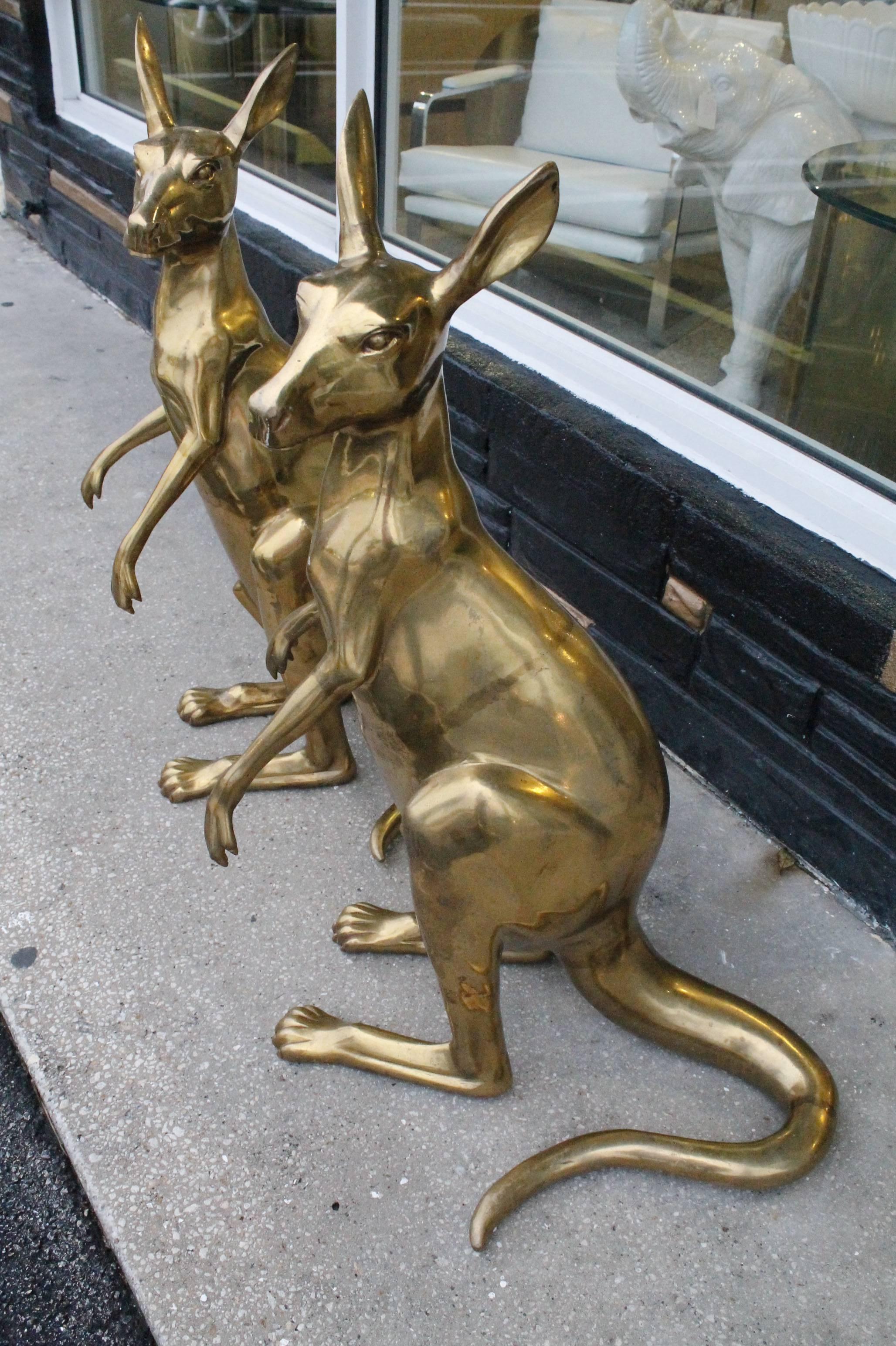 20th Century Pair of Vintage Australian Hollywood Regency Brass Kangaroos