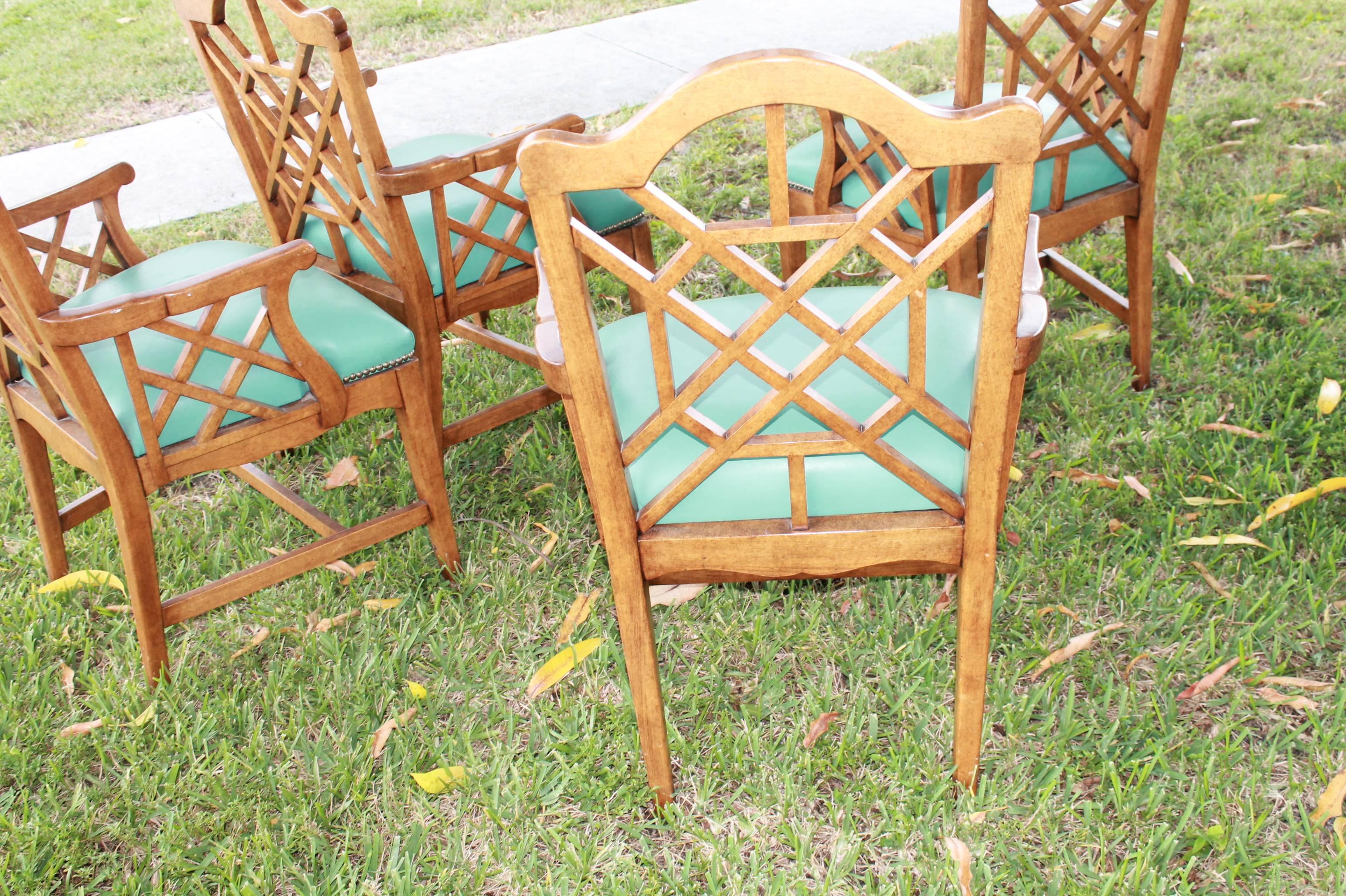 Hollywood Regency Set of Four Chinese Chippendale Vintage Wooden Fretwork Dining Arm Chairs 