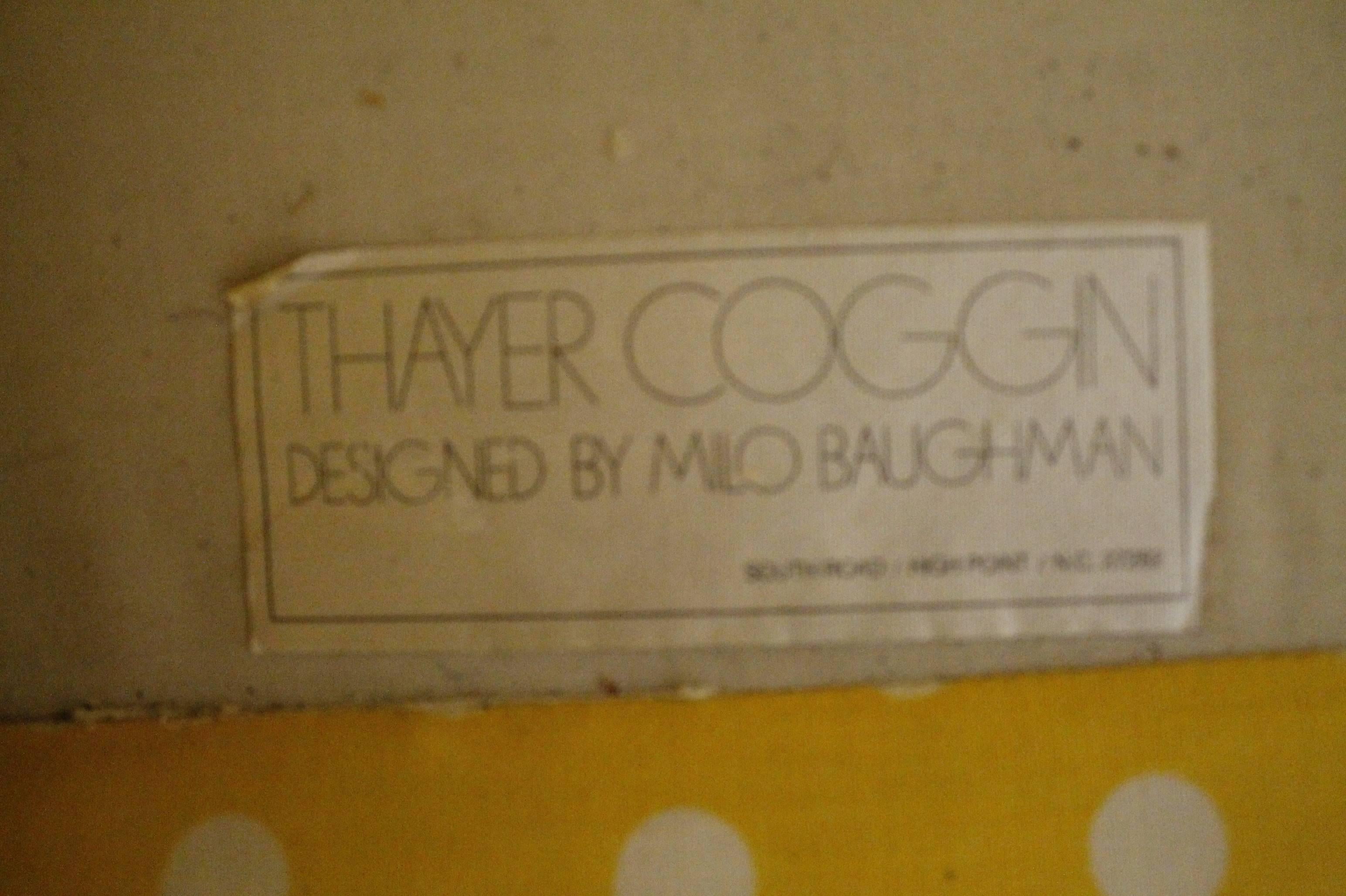 Thayer Coggin, Paar Sessel ohne Armlehne oder Loveseats von Milo Baughman (amerikanisch) im Angebot