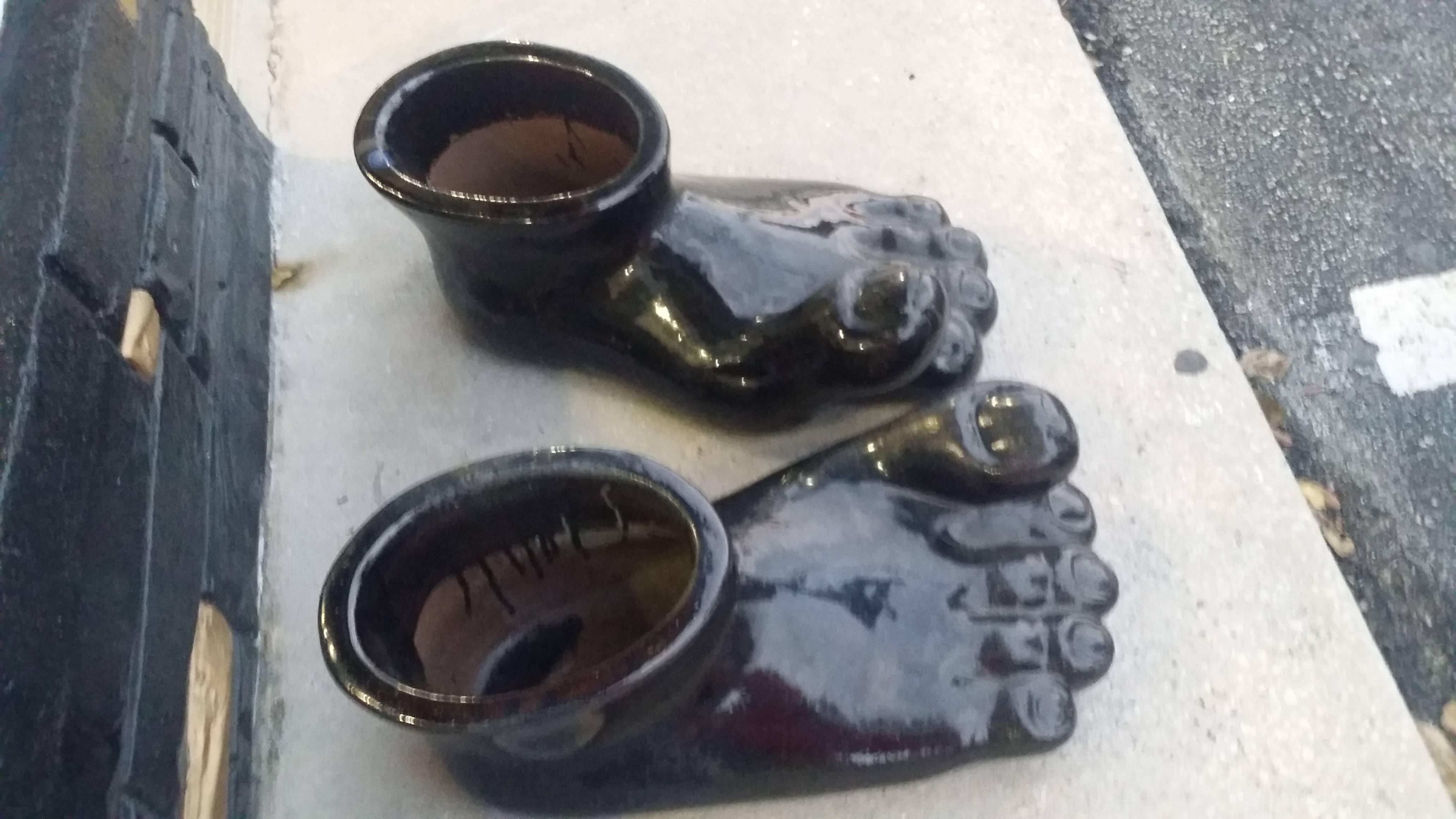 Monumental Pair of Feet Foot Sculpture Terra Cotta Glazed Mid-Century Modern Pot 3