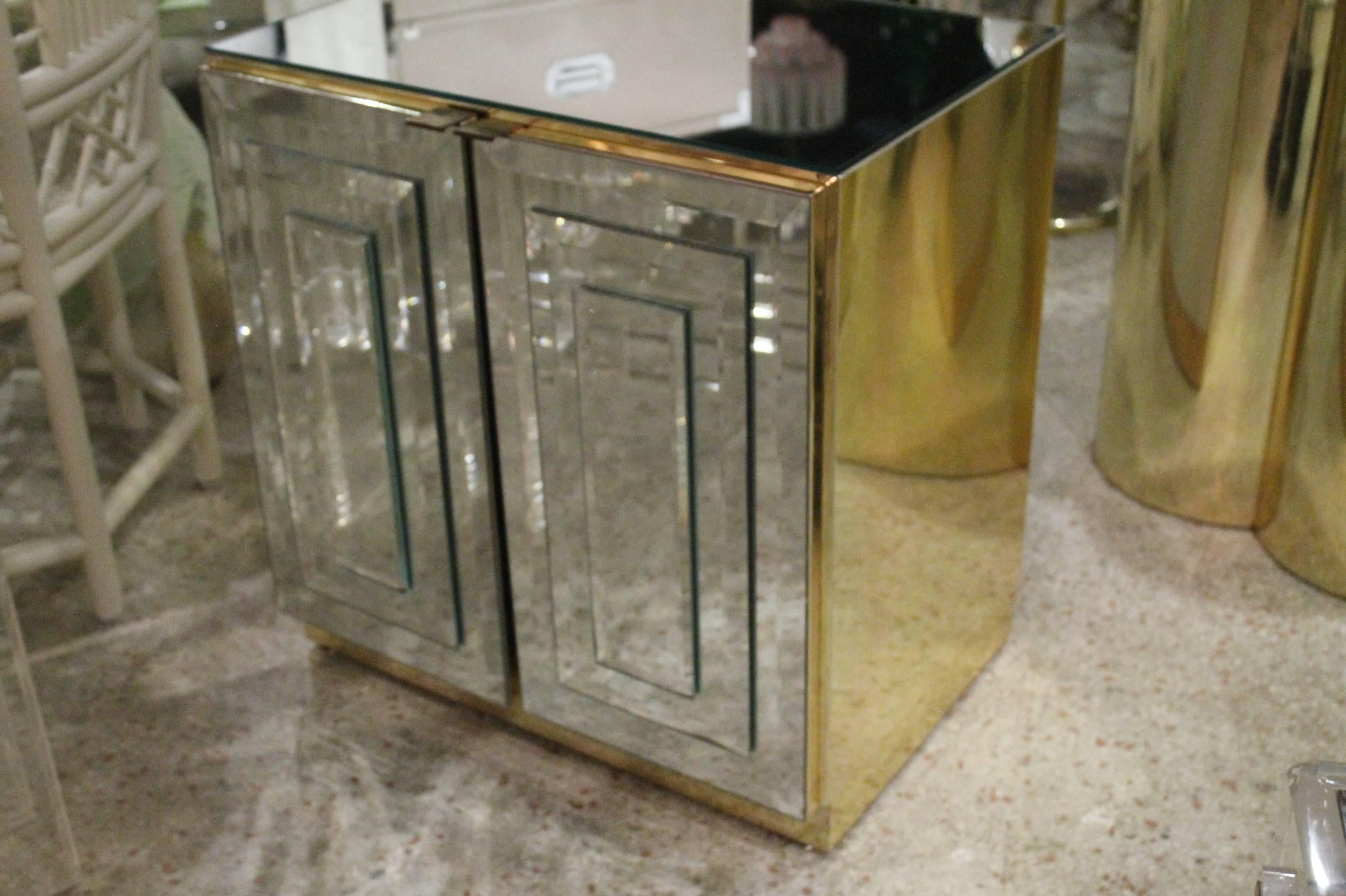 Ello Pair of Mirrored Mirror Brass Chests End Tables, Hollywood Regency 4