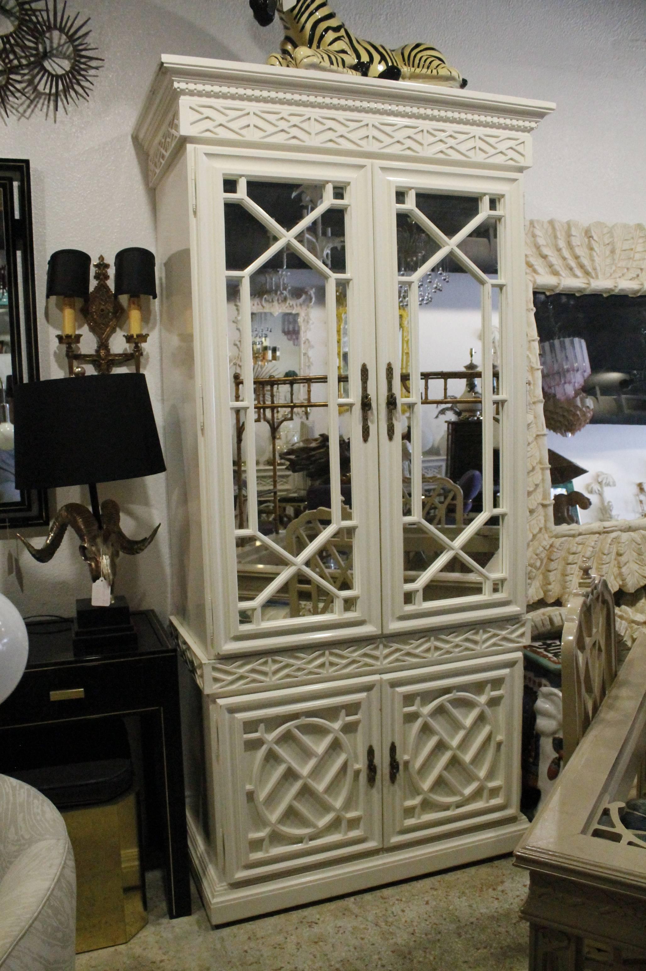 Vintage Fretwork Chinese Chippendale Cabinet Mirror Chinoiserie Bar China  1