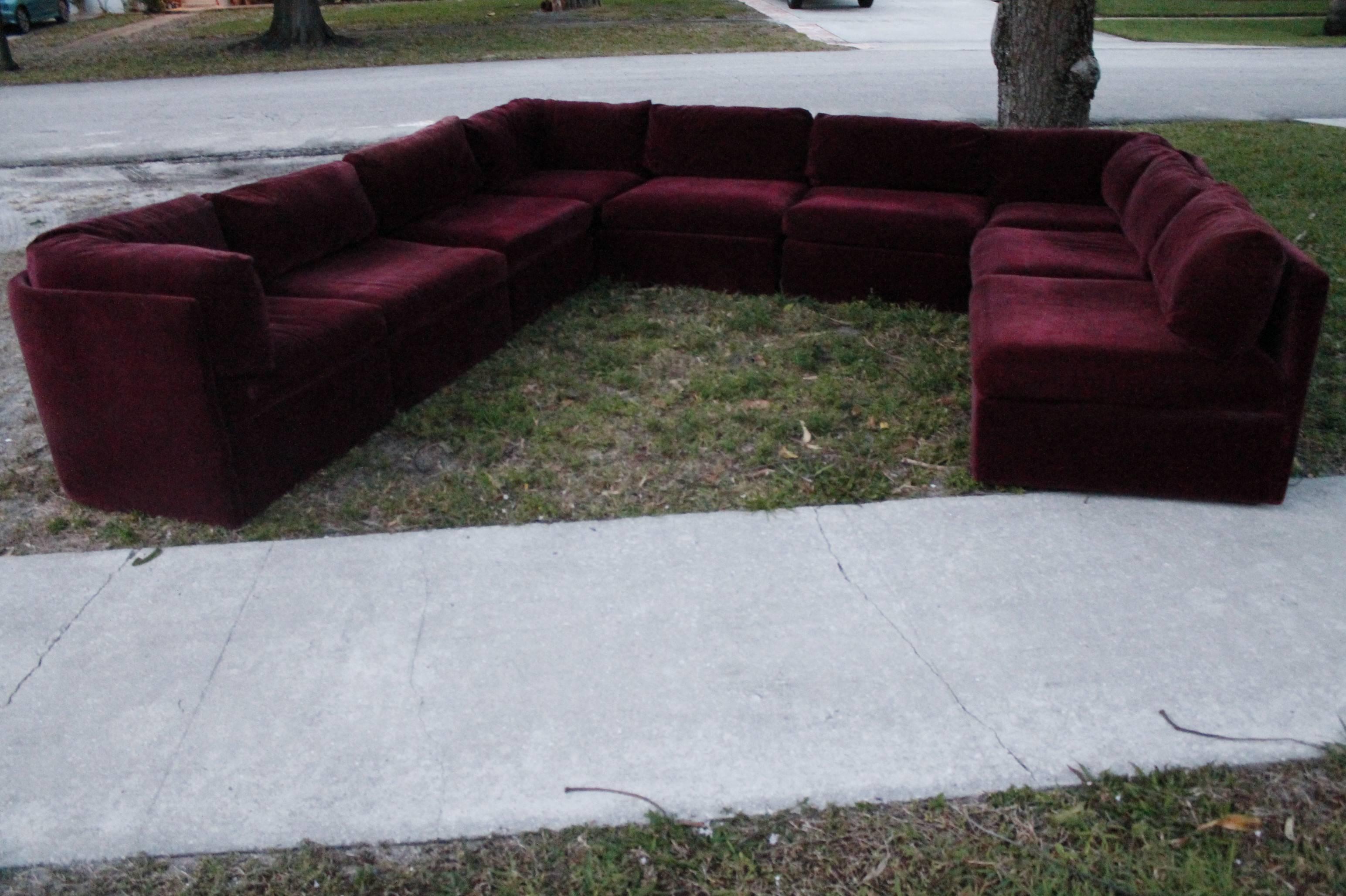 Amazing vintage Hollywood Palm Beach Regency nine piece sectional sofa by Milo Baughman for Thayer Coggin (tagged) (pictured). This can be set up a number of different ways. There are two corner pieces, one arm end piece, six other pieces. This is