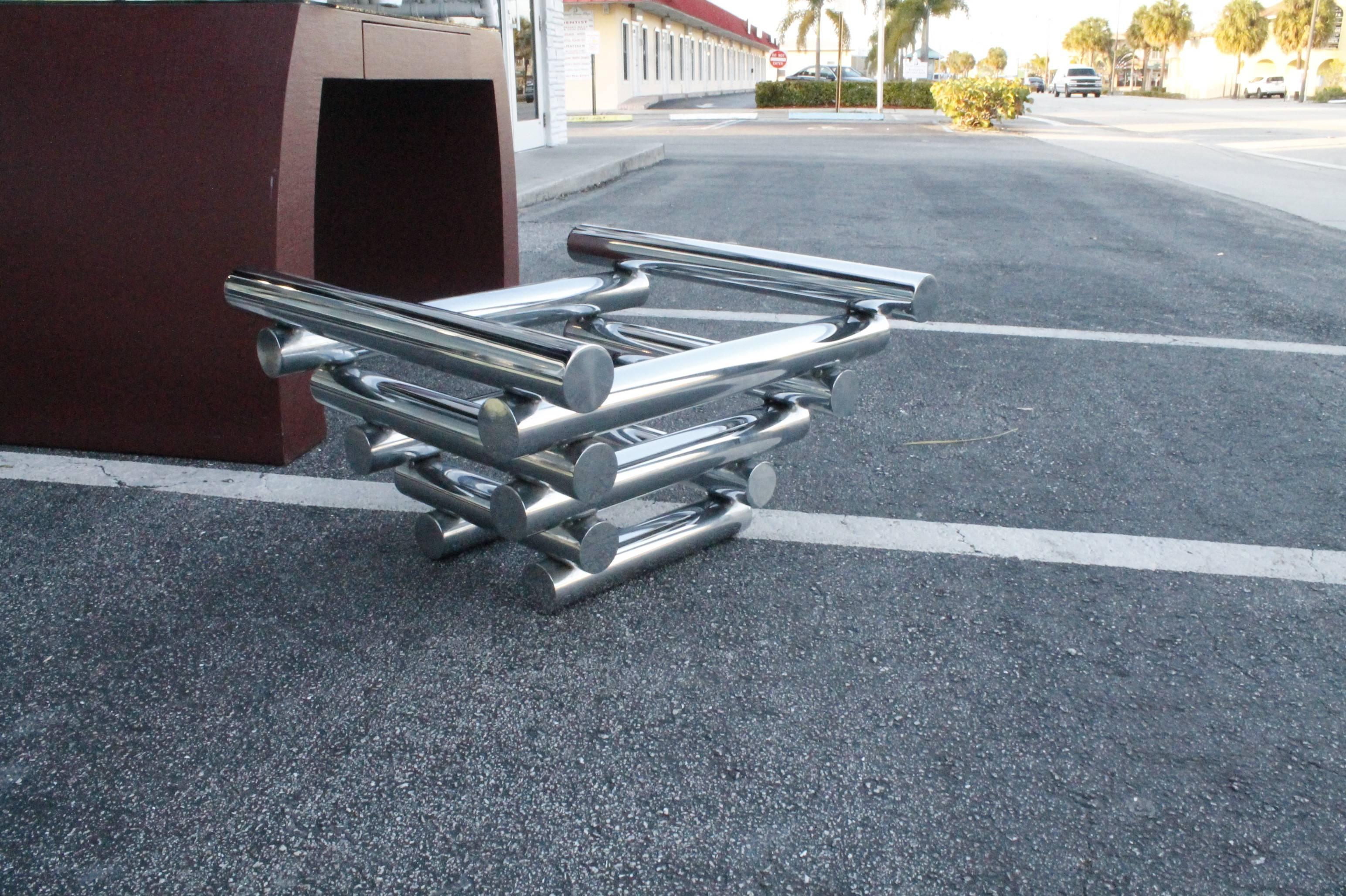 Chrome Stacked Column Vintage Coffee Cocktail Table Architectural  In Good Condition For Sale In West Palm Beach, FL