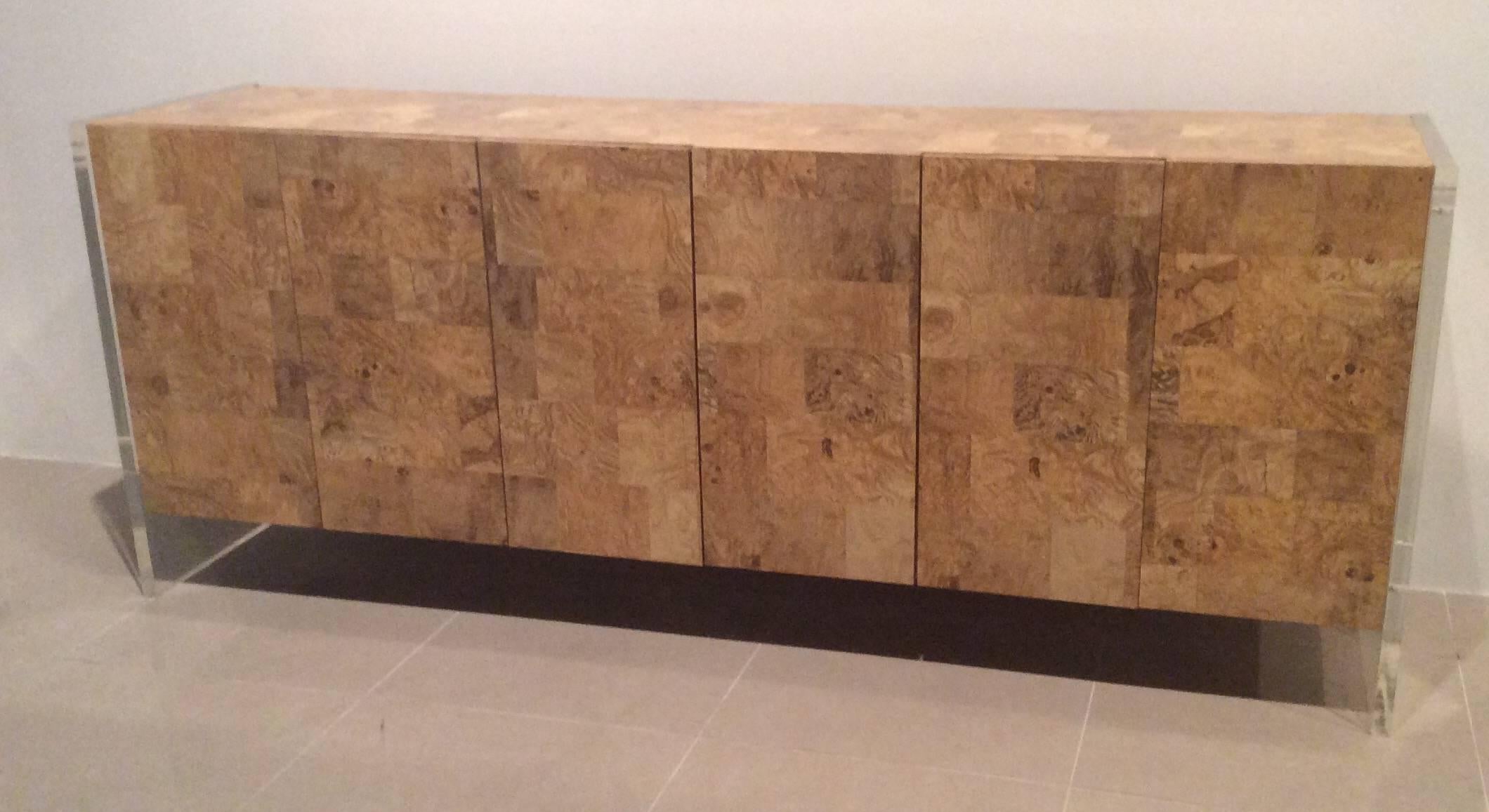 Faux Burl Wood Lucite Credenza Vintage Sideboard Buffet Dresser Patchwork  In Good Condition In West Palm Beach, FL