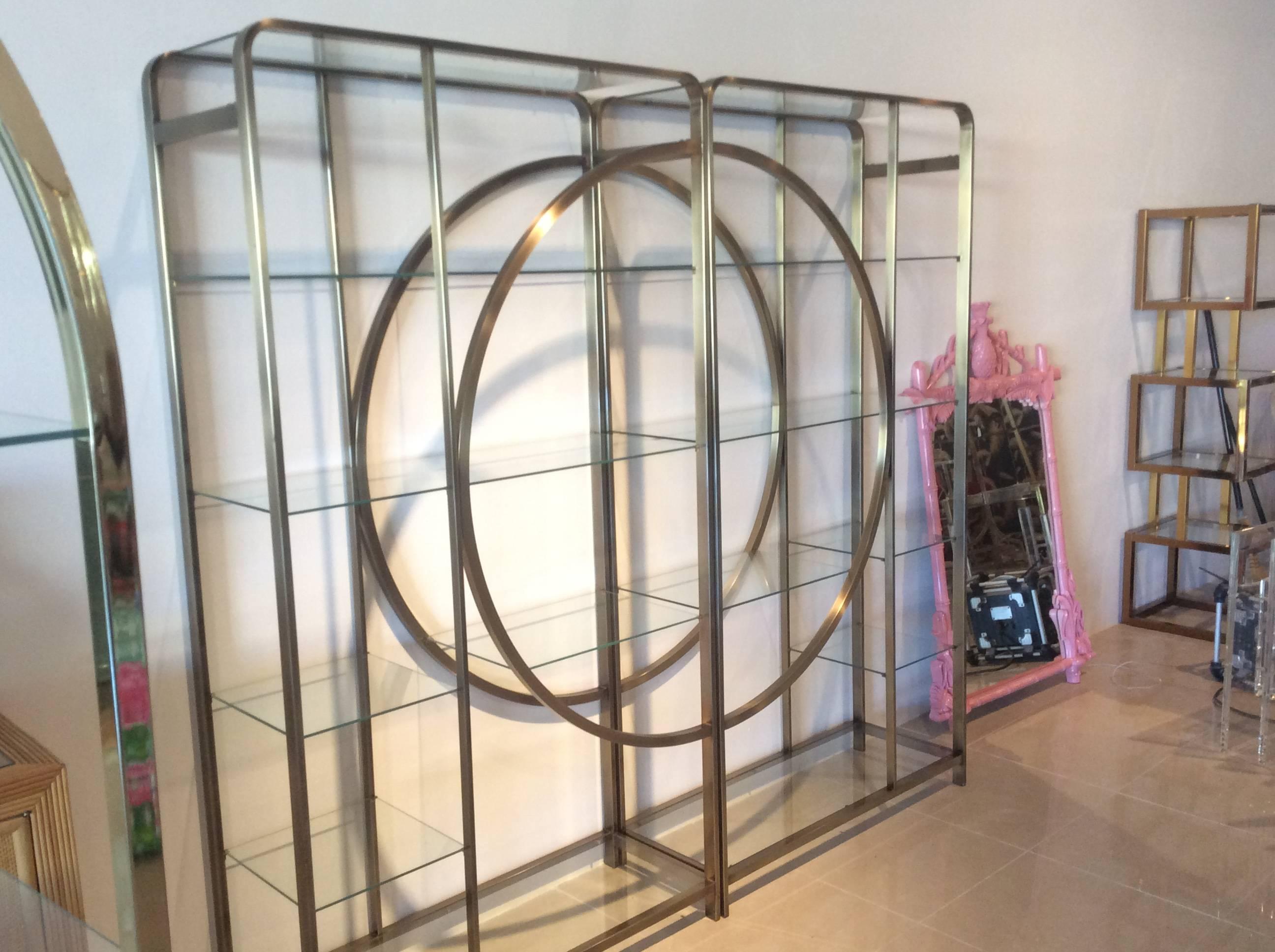 Pair Design Institute of America Milo Baughman Vintage Brass Etagere Shelves In Good Condition In West Palm Beach, FL