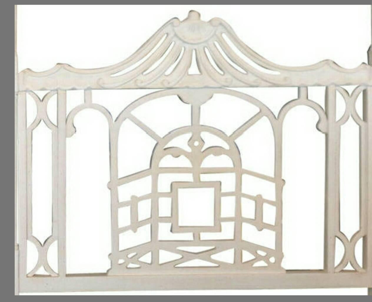 chinese chippendale bed
