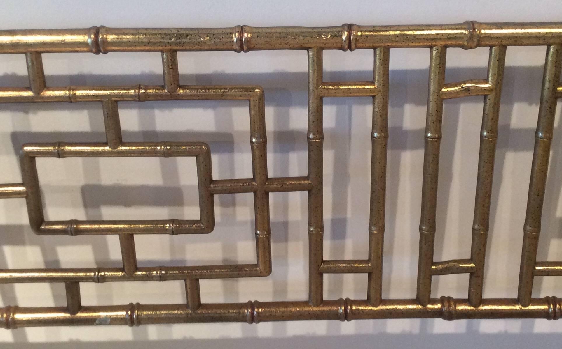  Faux Bamboo Chinese Chippendale Vintage King-Size Headboard Bed Geometric In Excellent Condition In West Palm Beach, FL