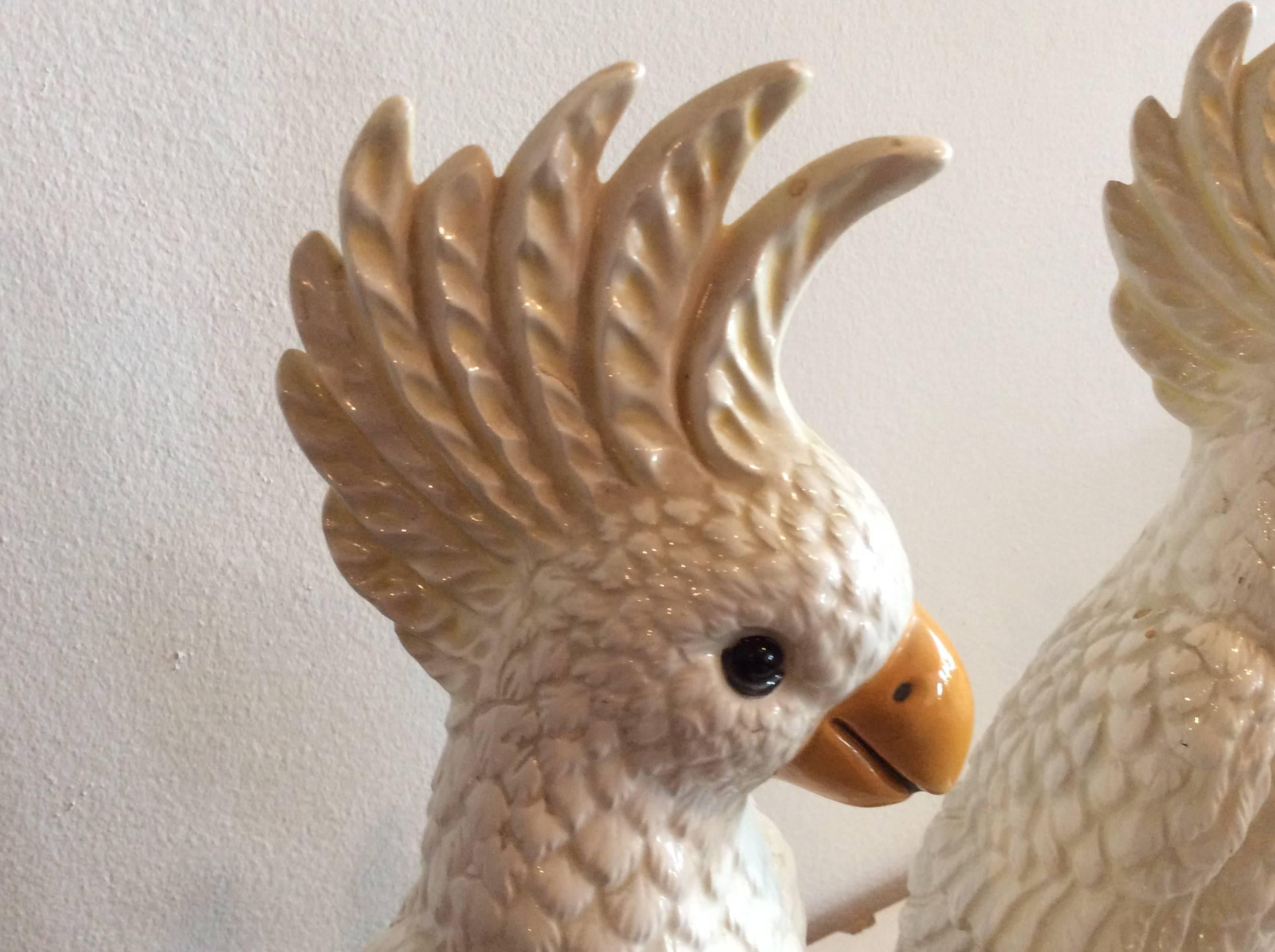 cockatoo sculpture
