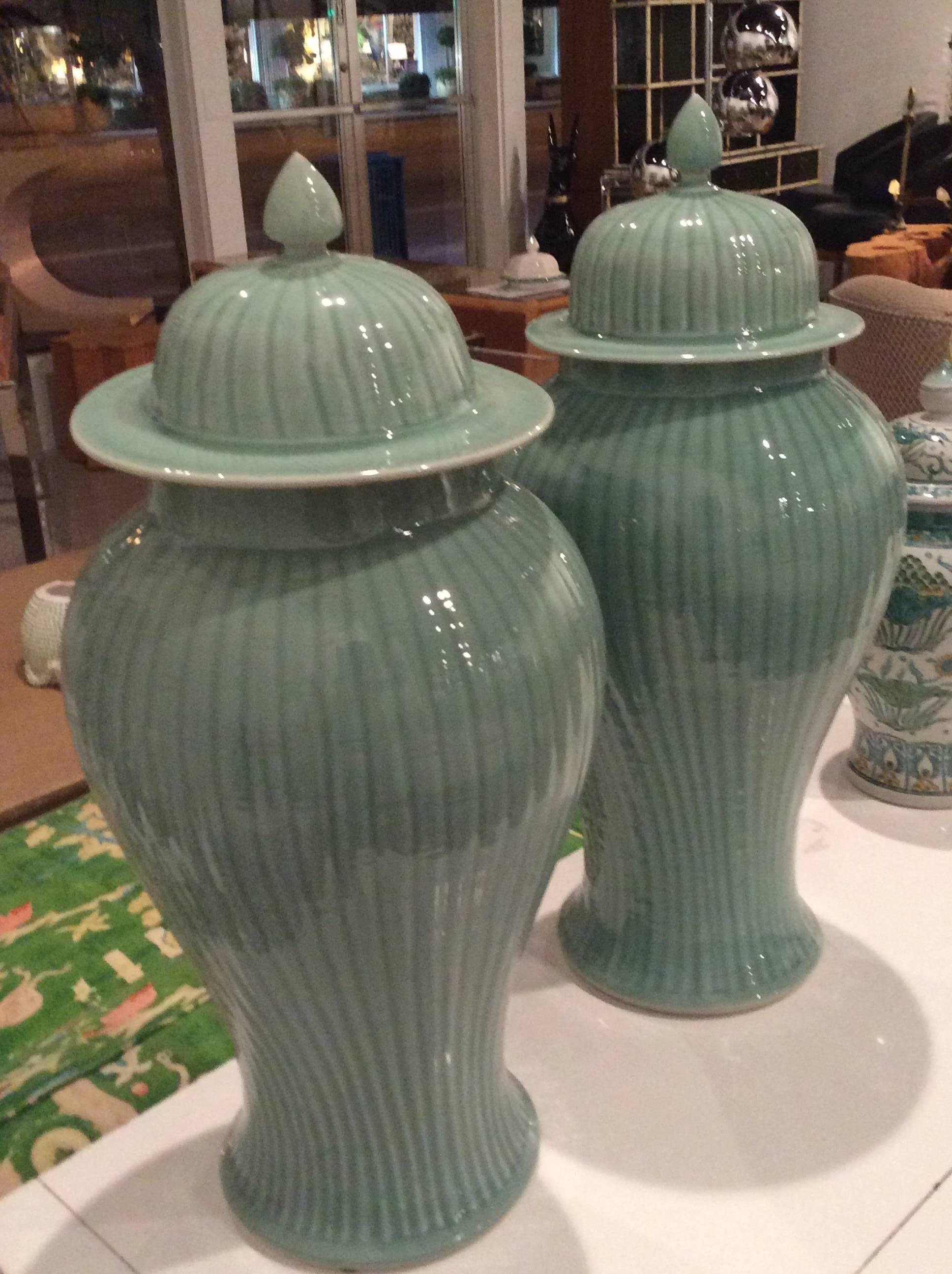 Mid-20th Century Pair Ginger Jars Mint Green Celedon Faux Bamboo Pattern Hollywood Regency 