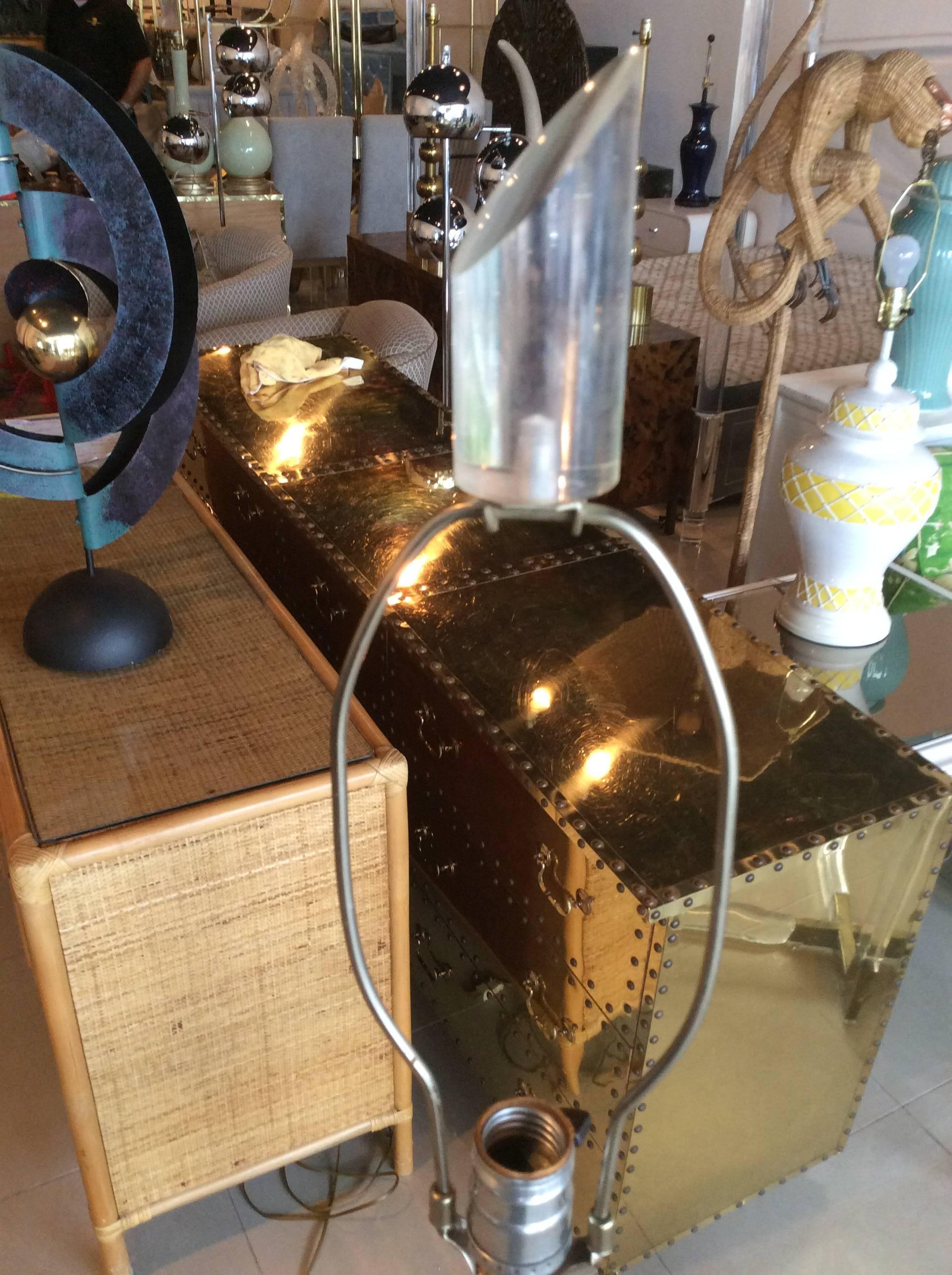 Late 20th Century Lucite 1978 Floor Lamp Table Swirl Staircase Glass Hollywood Regency Signed