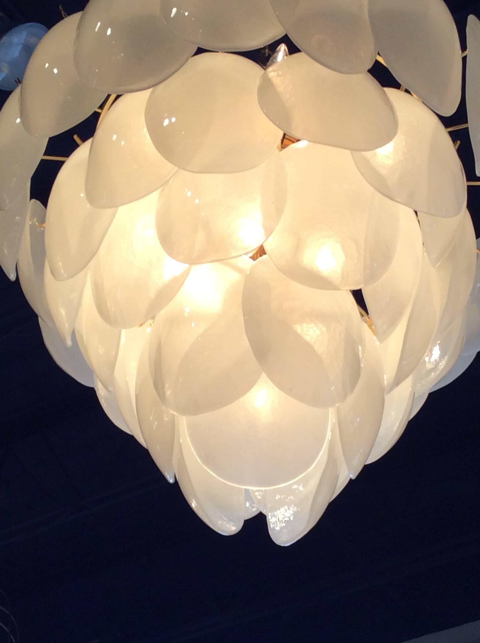 Murano Vistosi Disk Glass White Opaline Chandelier Brass Italian Vintage In Good Condition In West Palm Beach, FL