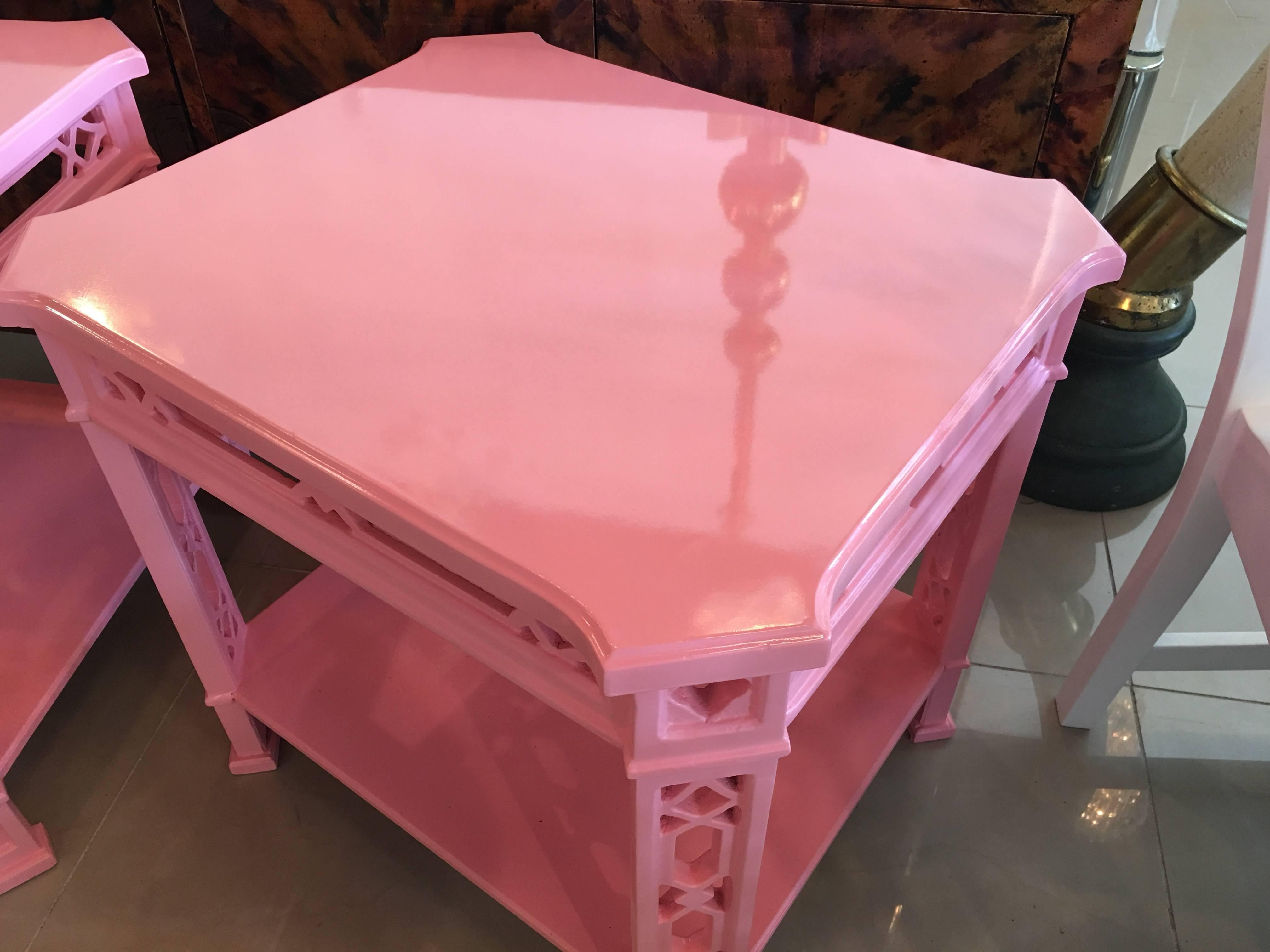 Late 20th Century Pair of Coral Pink End Side Tables Lacquered Fretwork Fret Chinese Chippendale