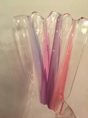 Estatua Abstracta de Lucita Firmada Colores Pasteles Vintage Hollywood Regency Monumental