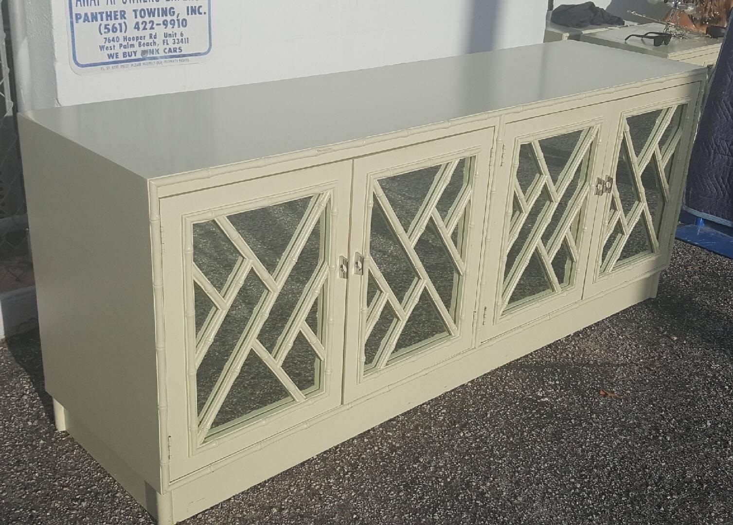 Faux Bamboo Chinese Chippendale Credenza Buffet Dresser Choice of Lacquer In Good Condition In West Palm Beach, FL