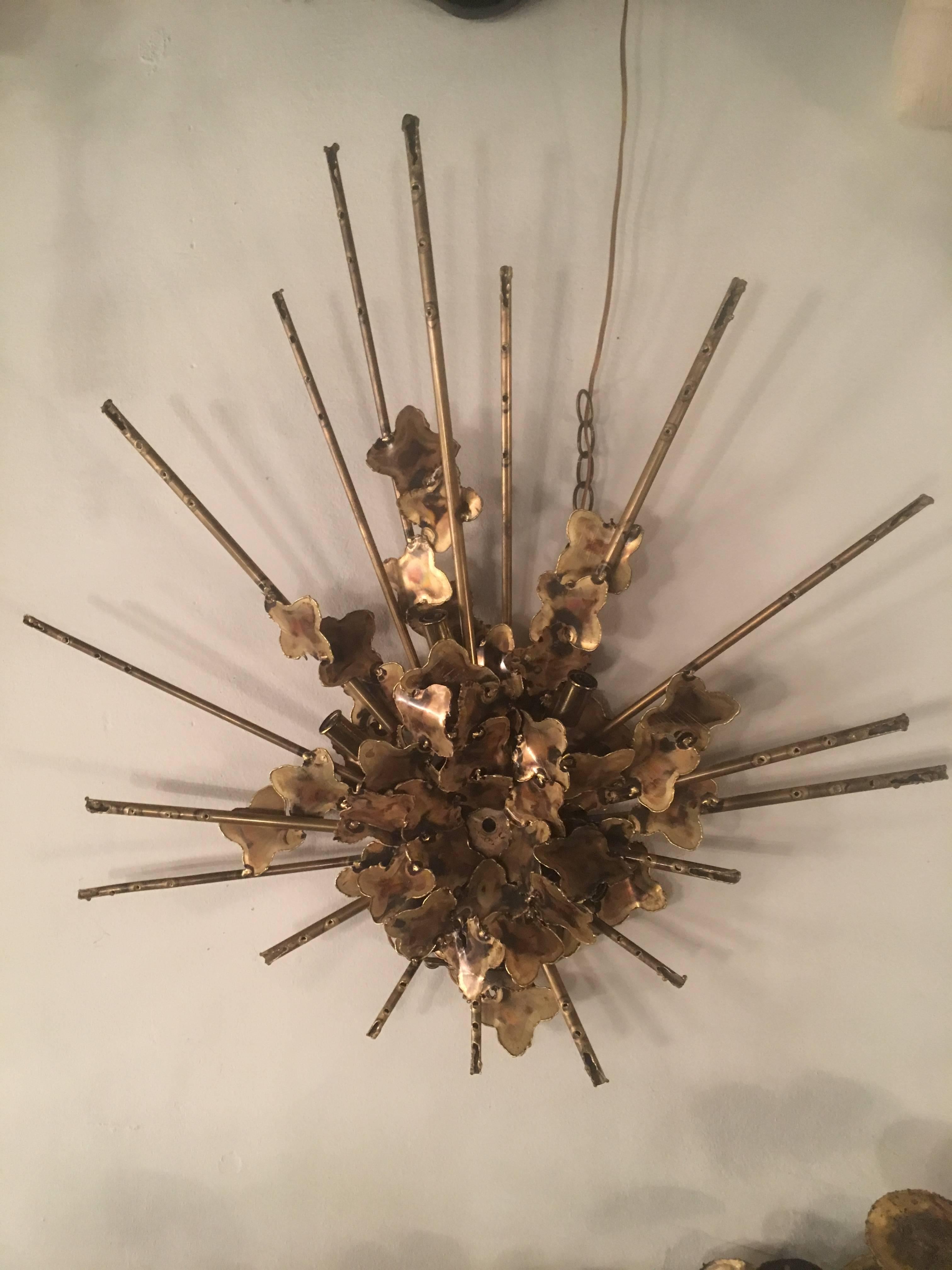 Tom Greene for Feldman Brutalist Wall Six Light Lamp Sconce Metal Brass Copper In Good Condition For Sale In West Palm Beach, FL