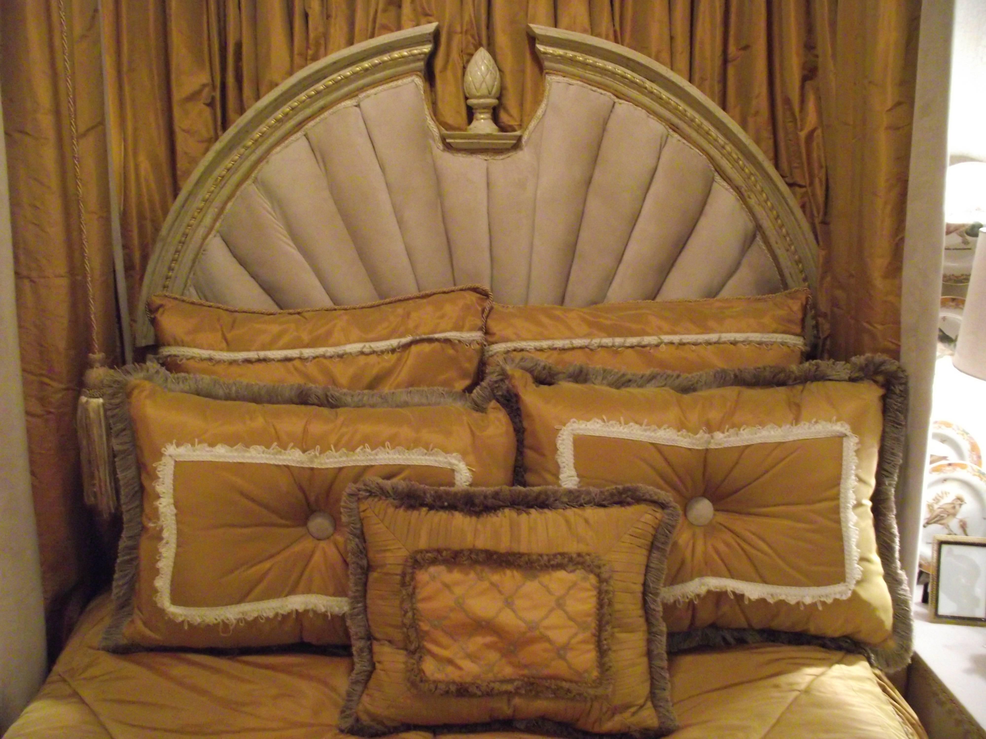 victorian canopy bed curtains