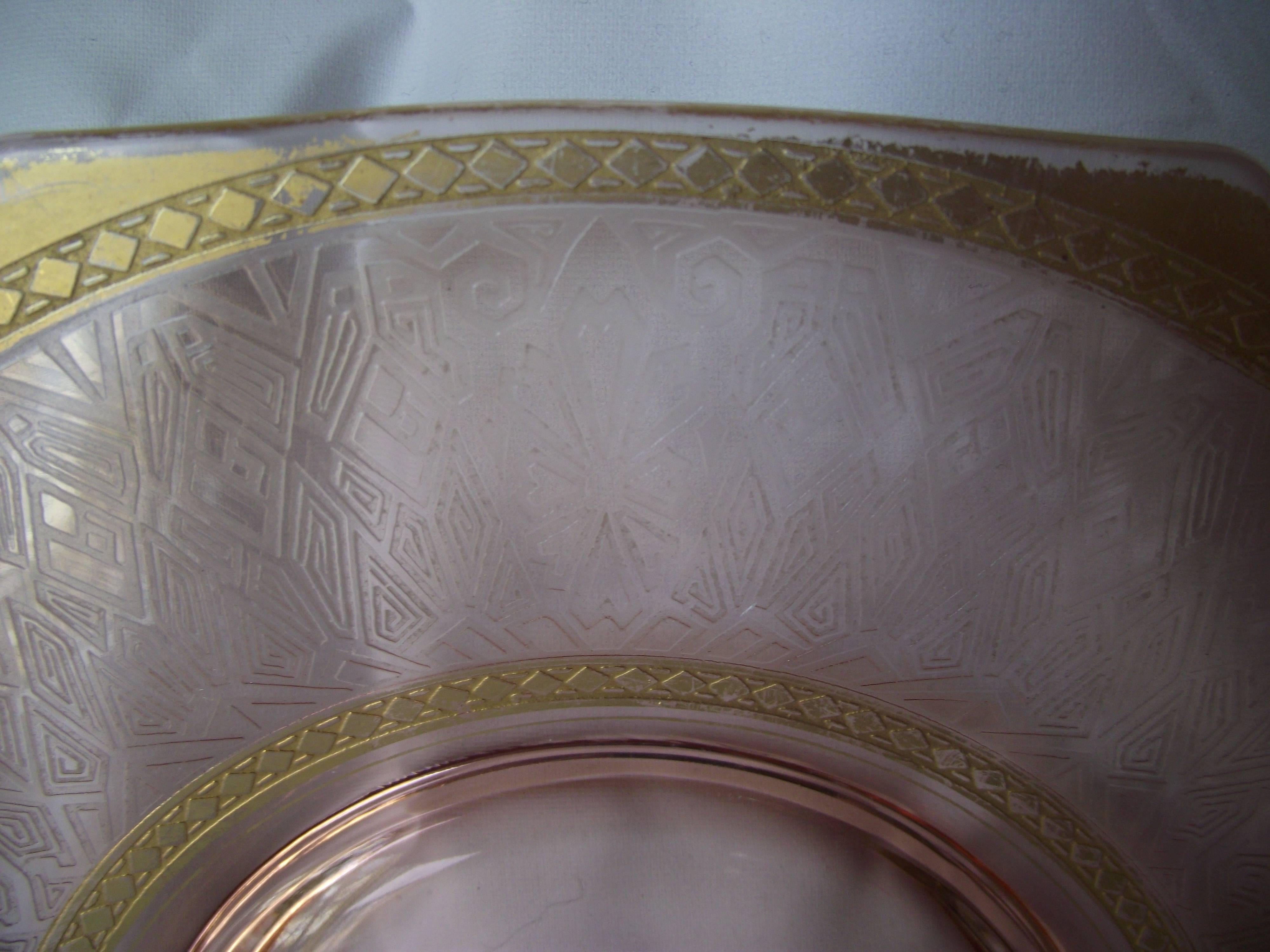 pink depression glass bowl with handles