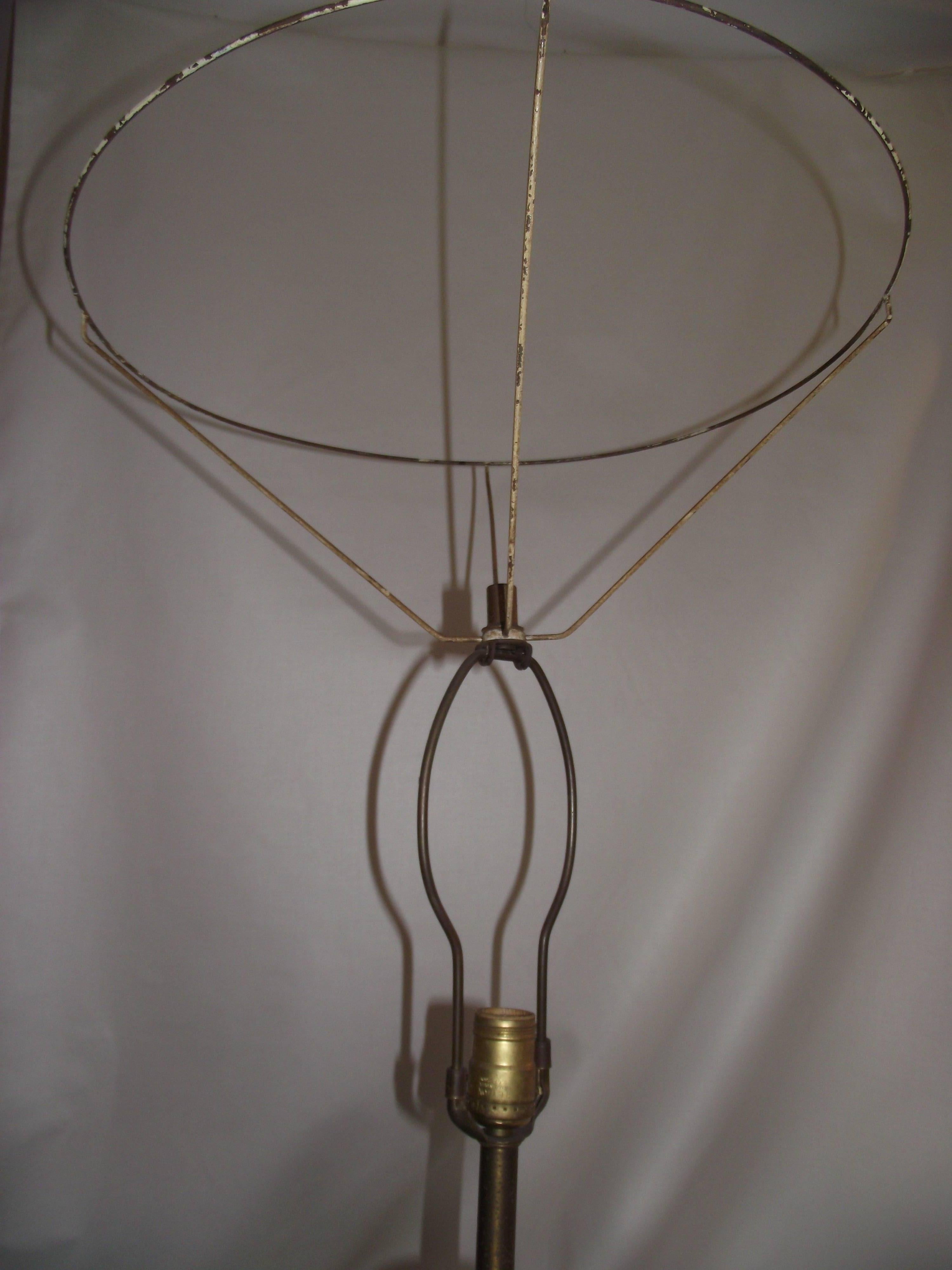1960s Retro Lamp, Mid-Century Modern Lamp with Ceramic Base In Good Condition For Sale In Harrisburg, PA