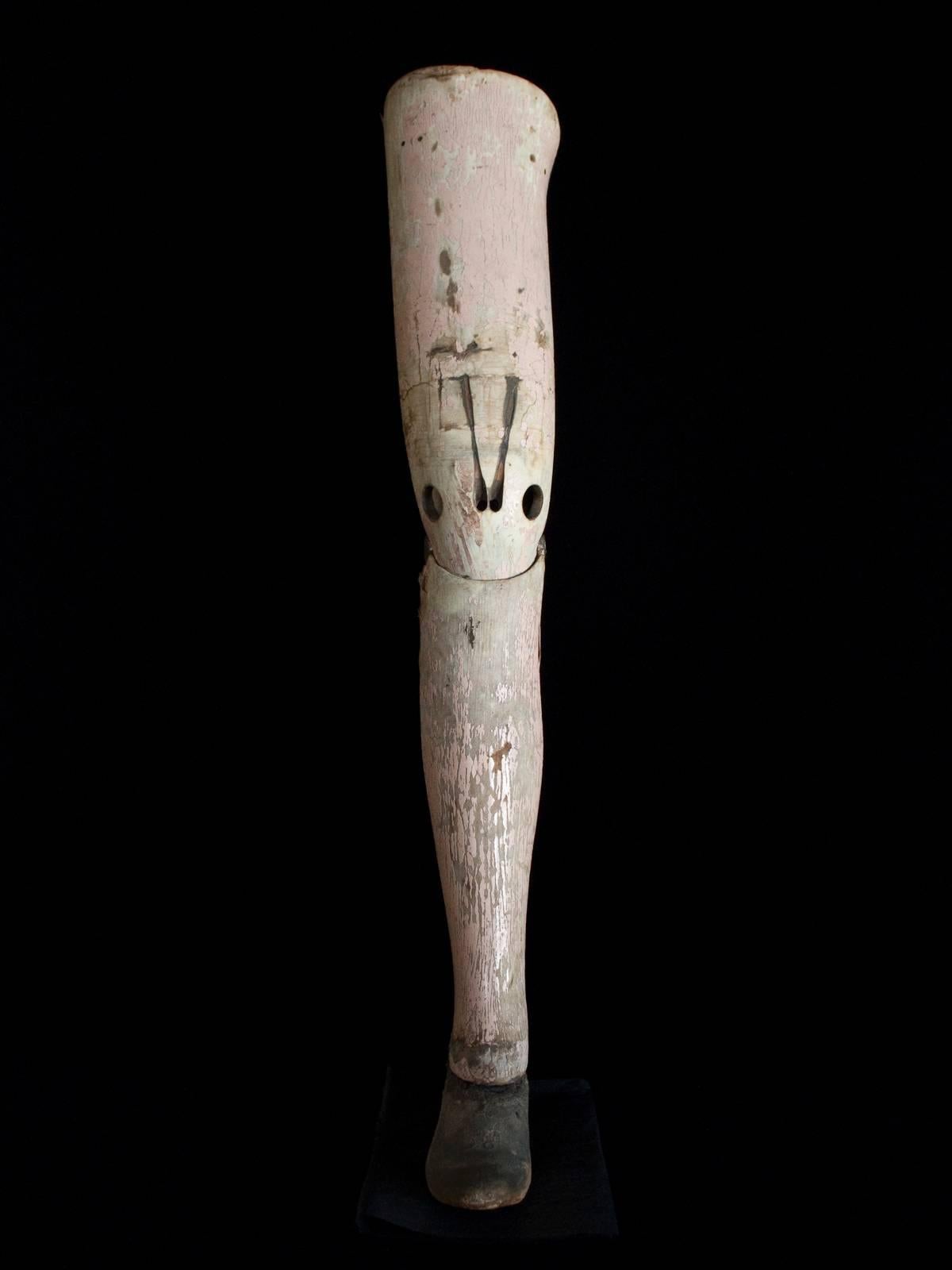 Late 19th century wood prosthetic leg
Measures: 10