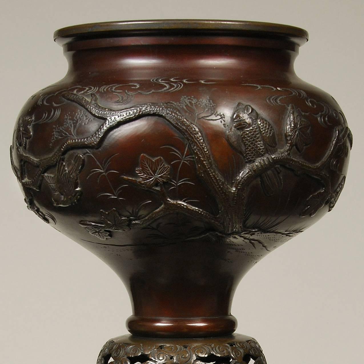 19th Century Antique Japanese Meiji Bronze Floor Lamp For Sale at 1stdibs