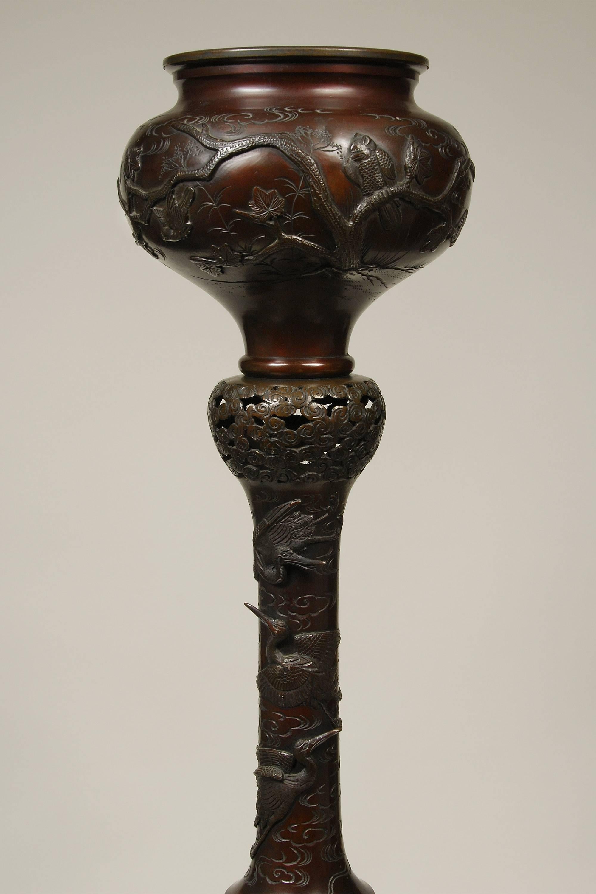 19th Century Antique Japanese Meiji Bronze Floor Lamp In Good Condition For Sale In Point Richmond, CA