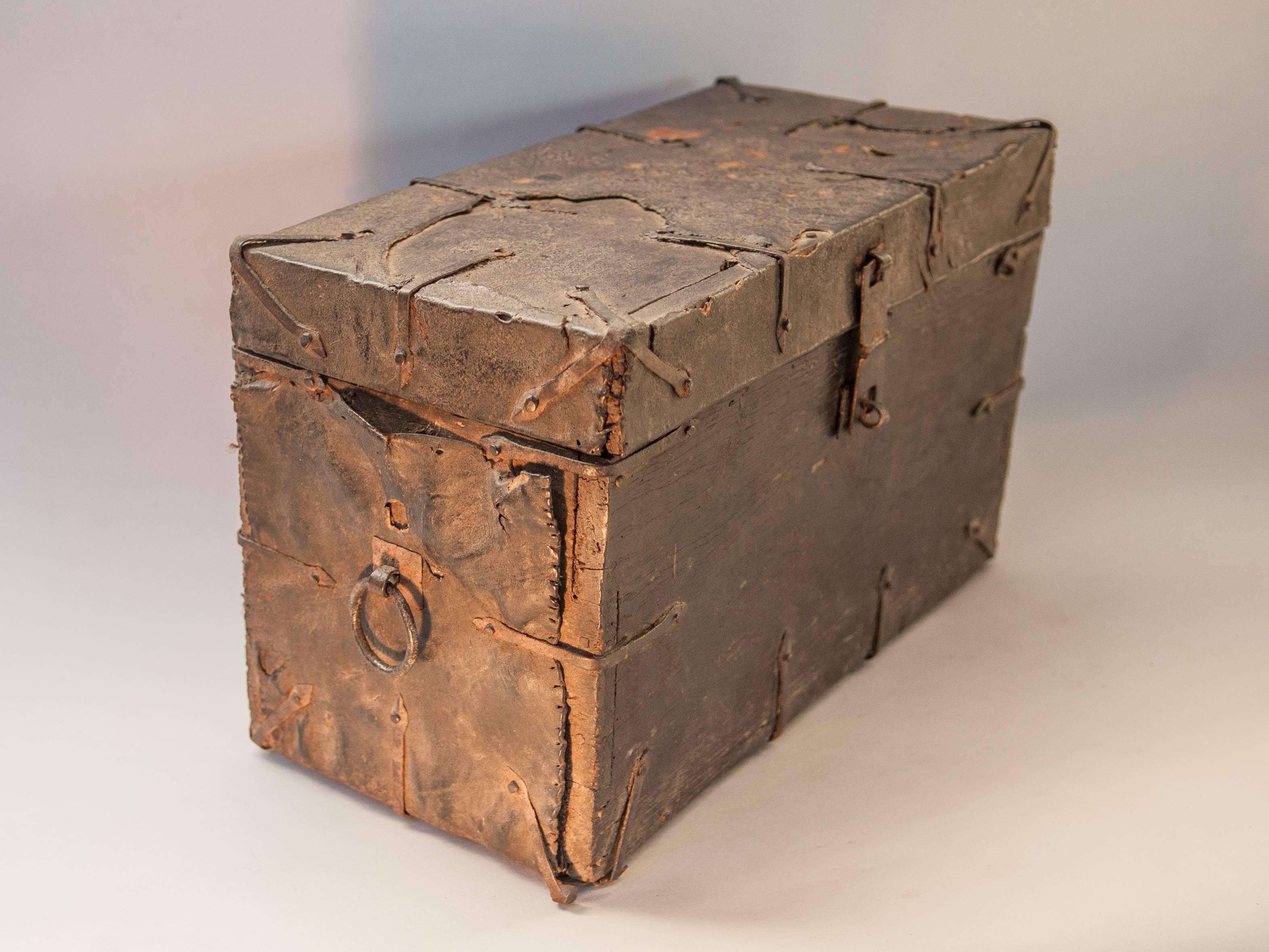 Vintage Wooden and Leather Chest from Tibet, Early-Mid 20th Century.
This rustic wooden chest would have been used to store and transport household items and valuables. It is comprised of wood, covered with leather on all sides except the front.