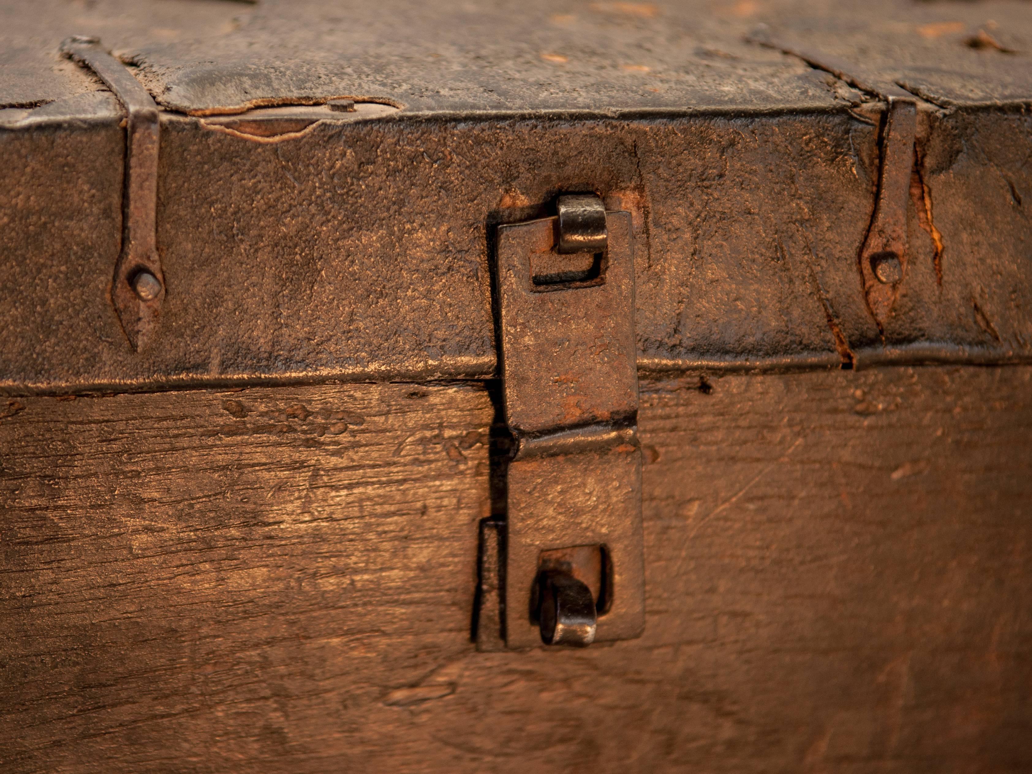 Vintage Wooden and Leather Chest from Tibet, Early-Mid 20th Century. In Fair Condition In Point Richmond, CA