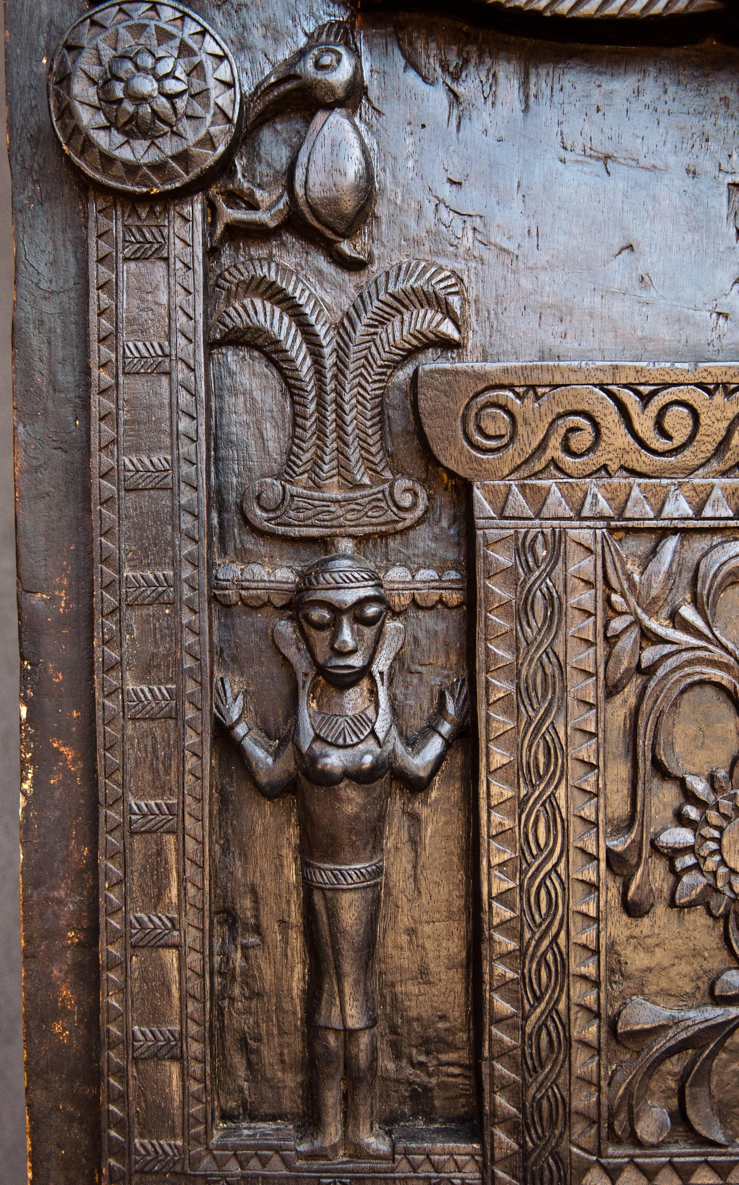 Wood Carved Tribal Wall Panel, Laso So Hagu from Nias, Indonesia, Mid-20th Century