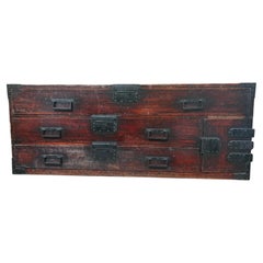 Raro tansu giapponese antico a forma di katana (spada), periodo Edo, XIX secolo