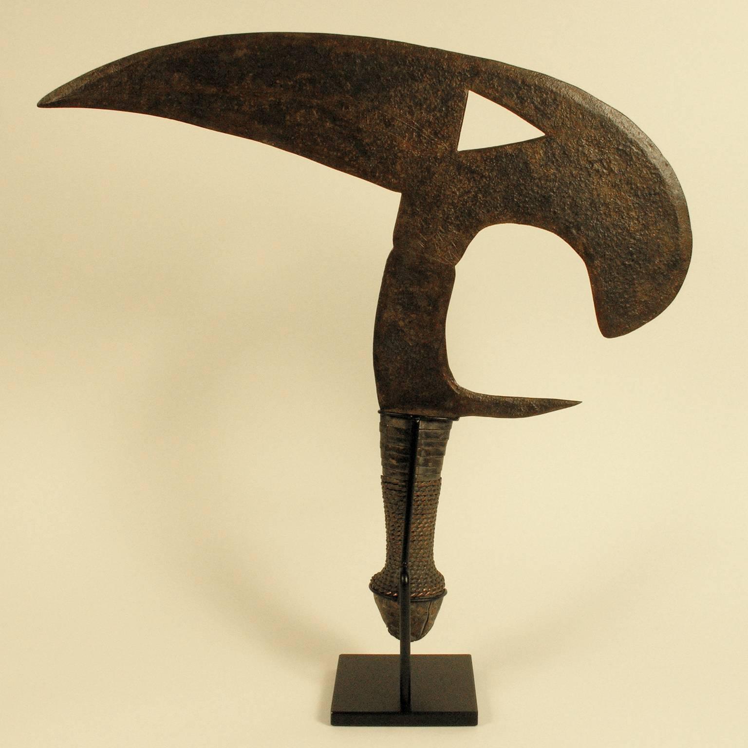 African Bird Head Knife Democratic Republic of Congo, 20th Century In Excellent Condition In Point Richmond, CA