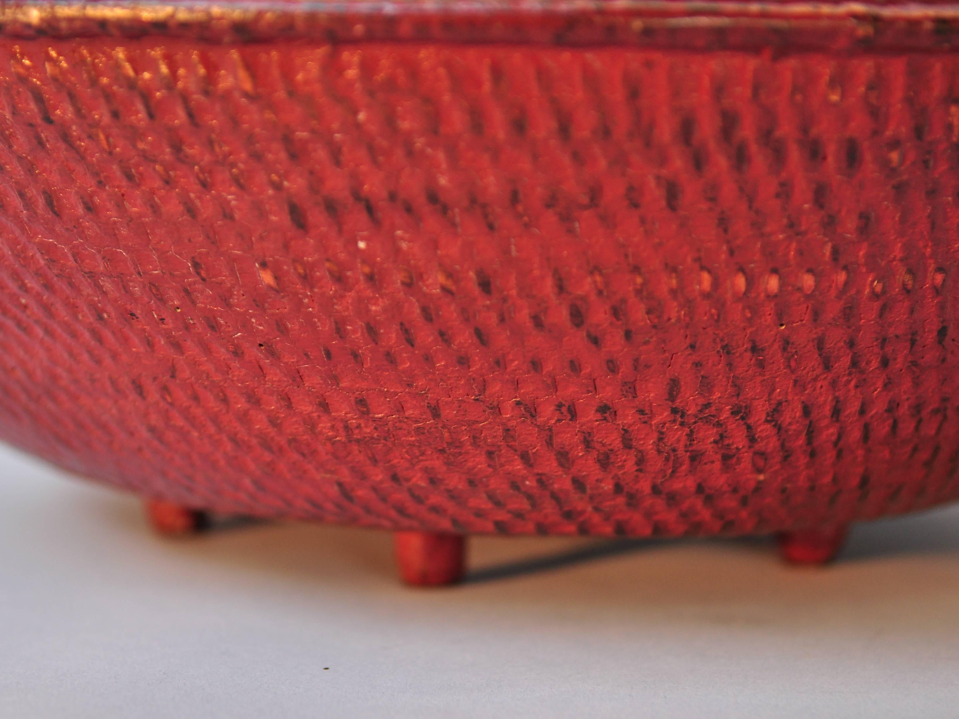 Tiered Red Lacquer Offering Vessel, Hsun Gwet, Burma, Mid-20th Century, Rattan In Good Condition In Point Richmond, CA