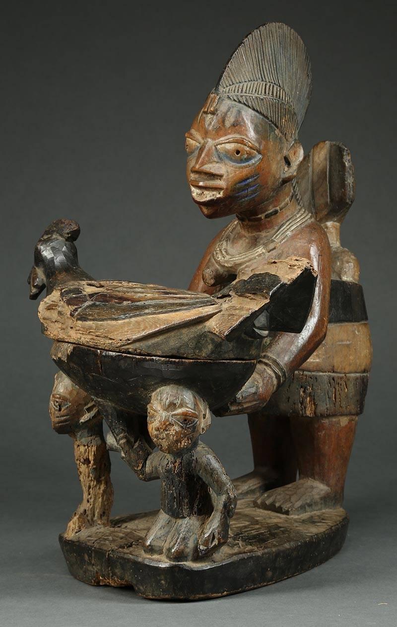 yoruba maternity figure
