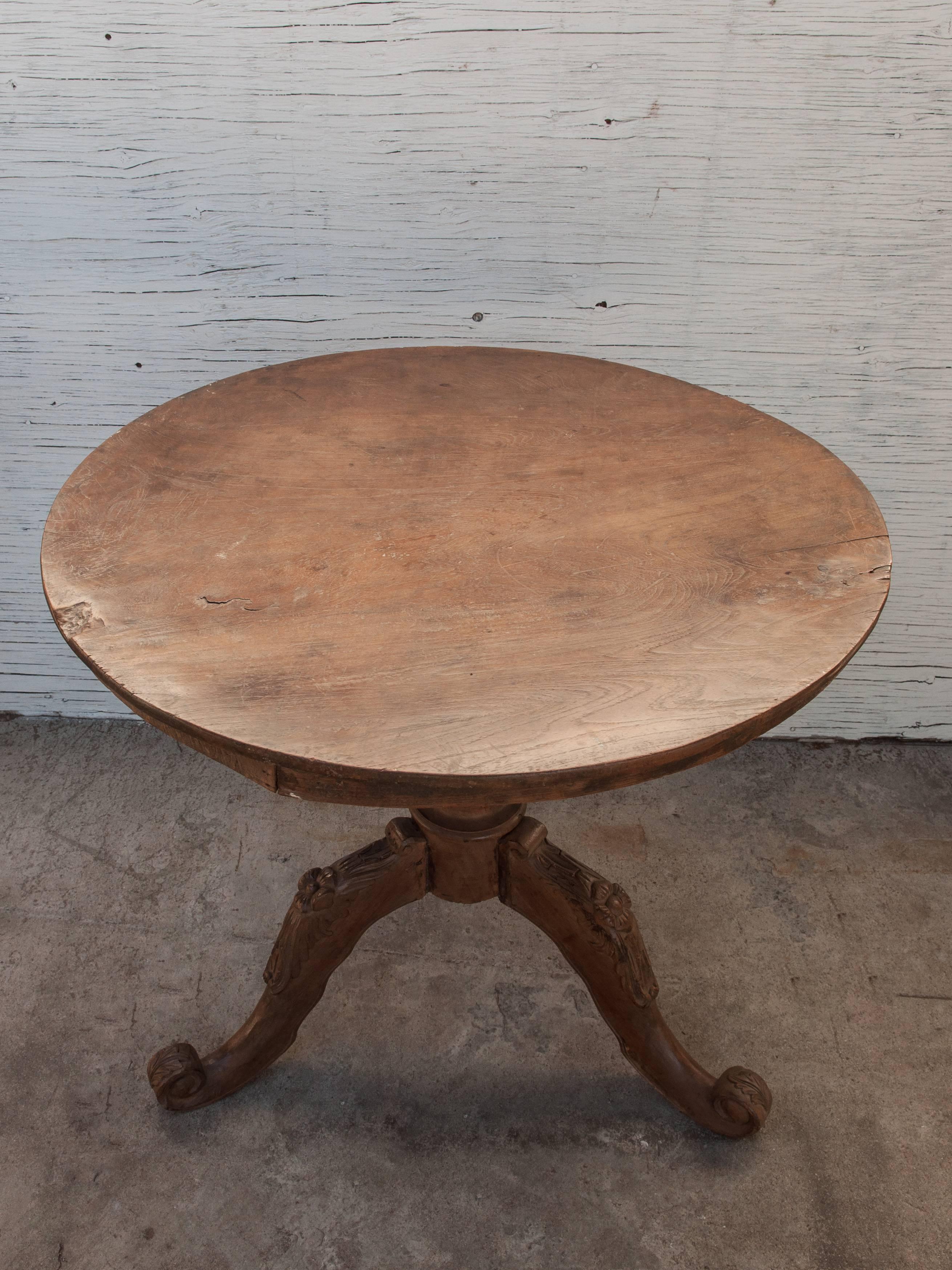 Rustic Round Teak Pedestal Table 33