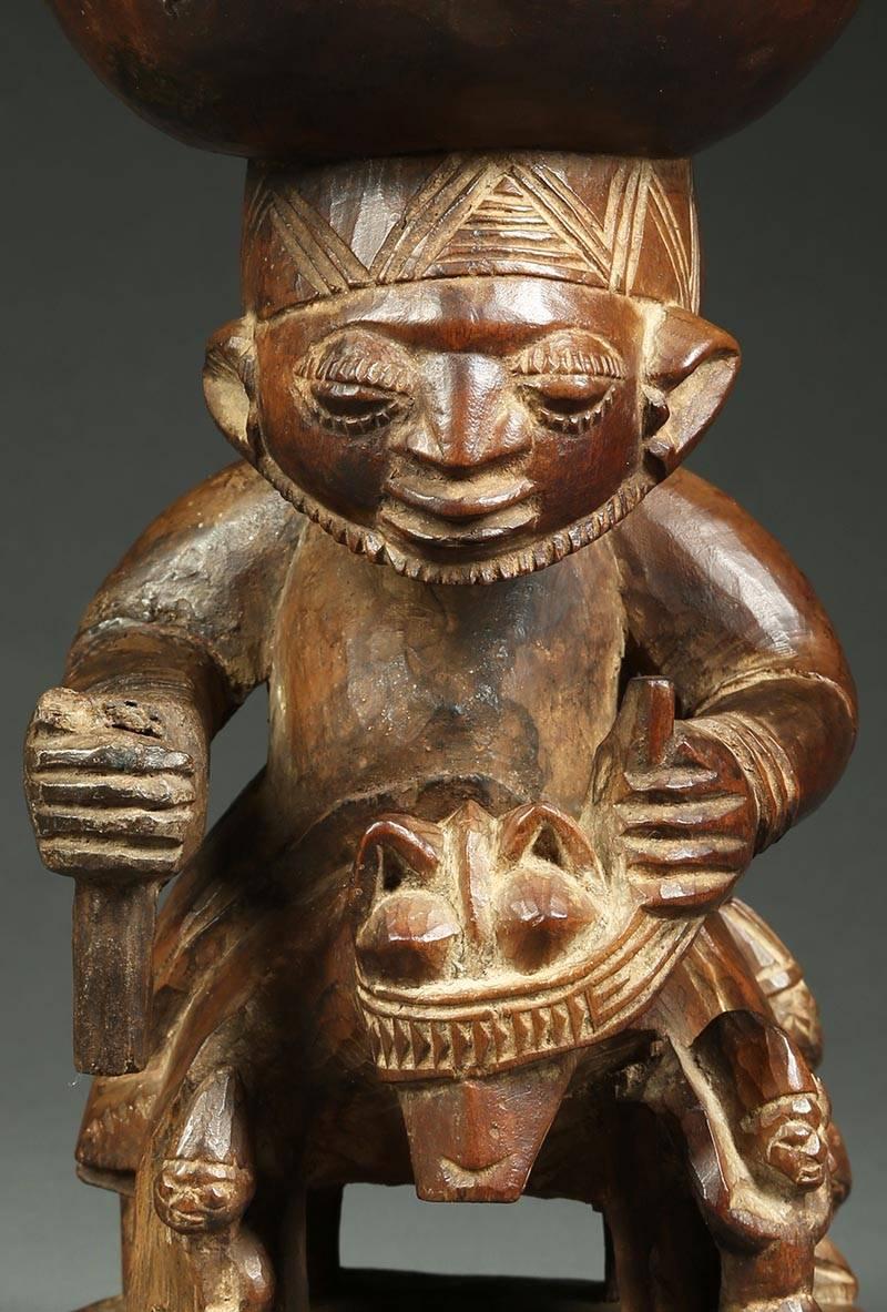 Hand-Carved African Tribal Yoruba, Nigeria Rider Figure Offering Bowl Early 20th Century For Sale