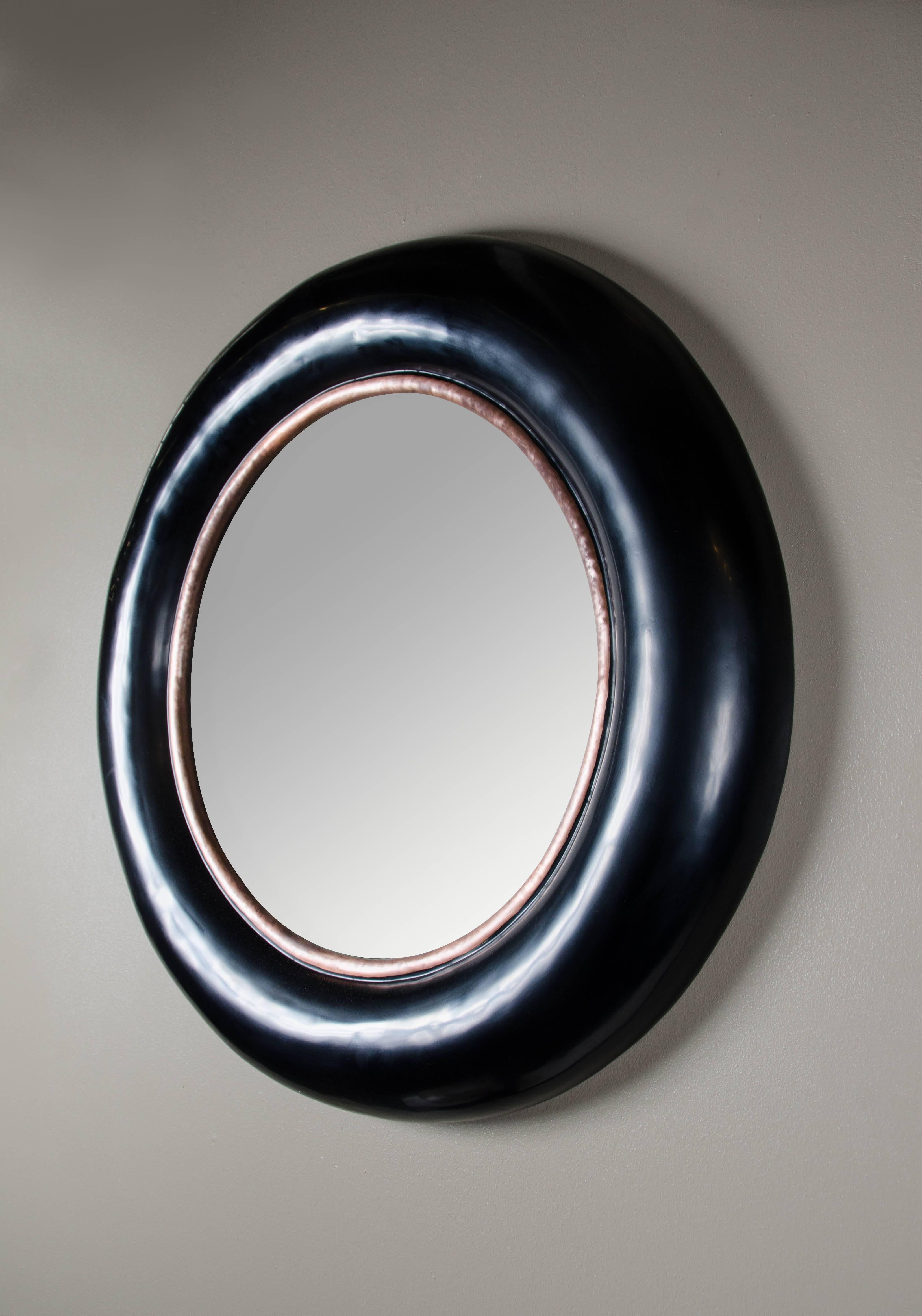 Rounded Mirror with Copper Trim by Robert Kuo, Black Lacquer, Limited Edition In New Condition In Los Angeles, CA